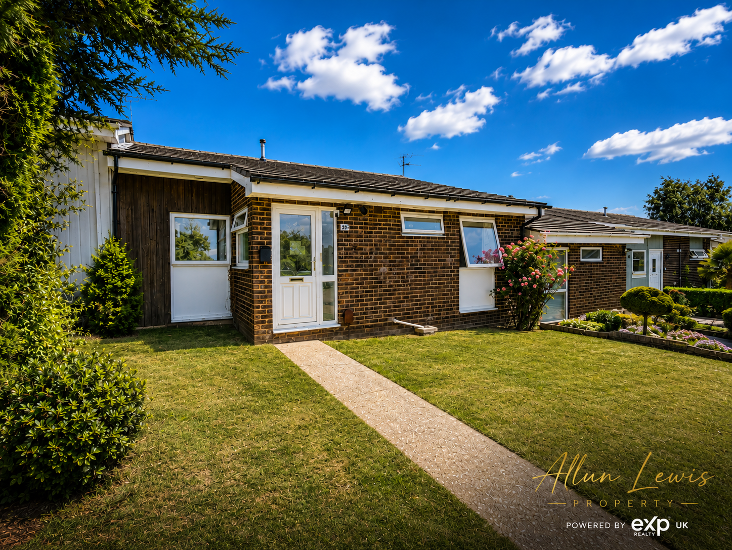 Terraced Bungalow in Canterbury