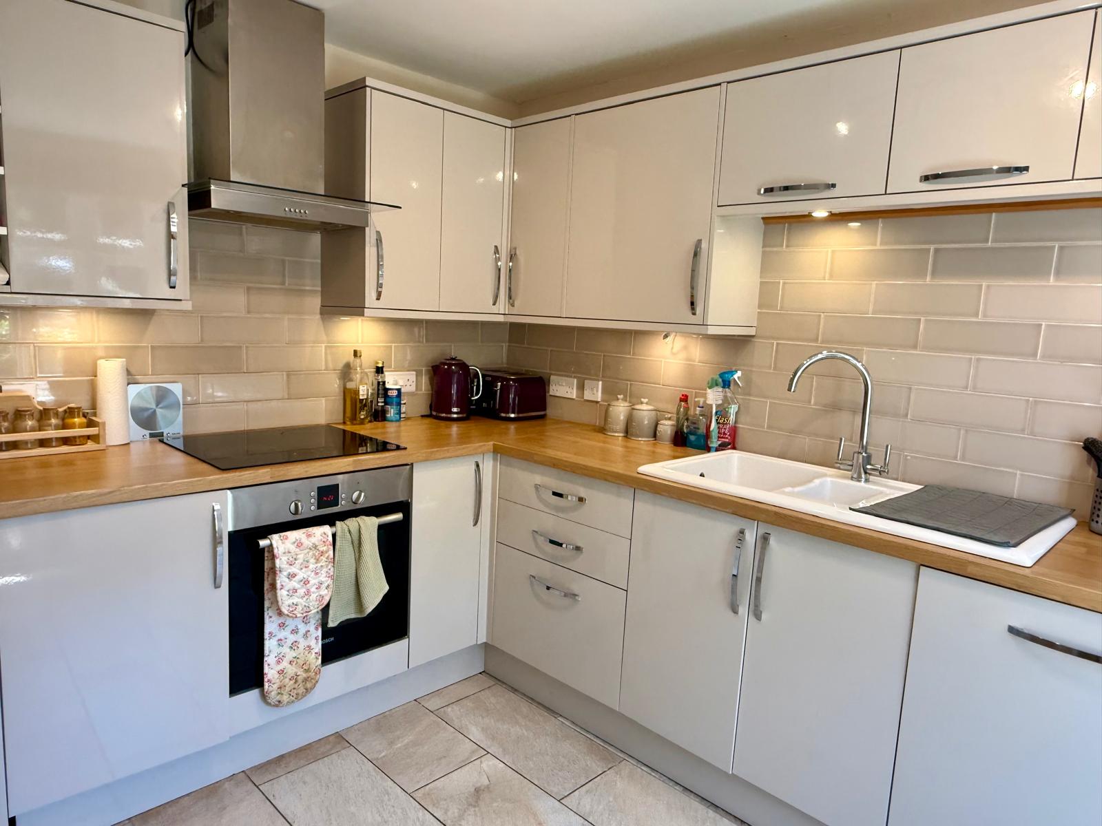 Semi Detached House in Swansea