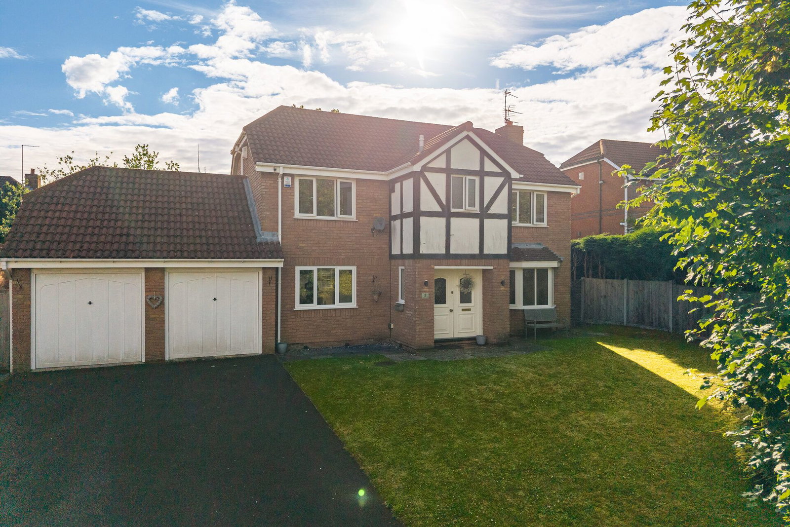 Detached House in Manchester