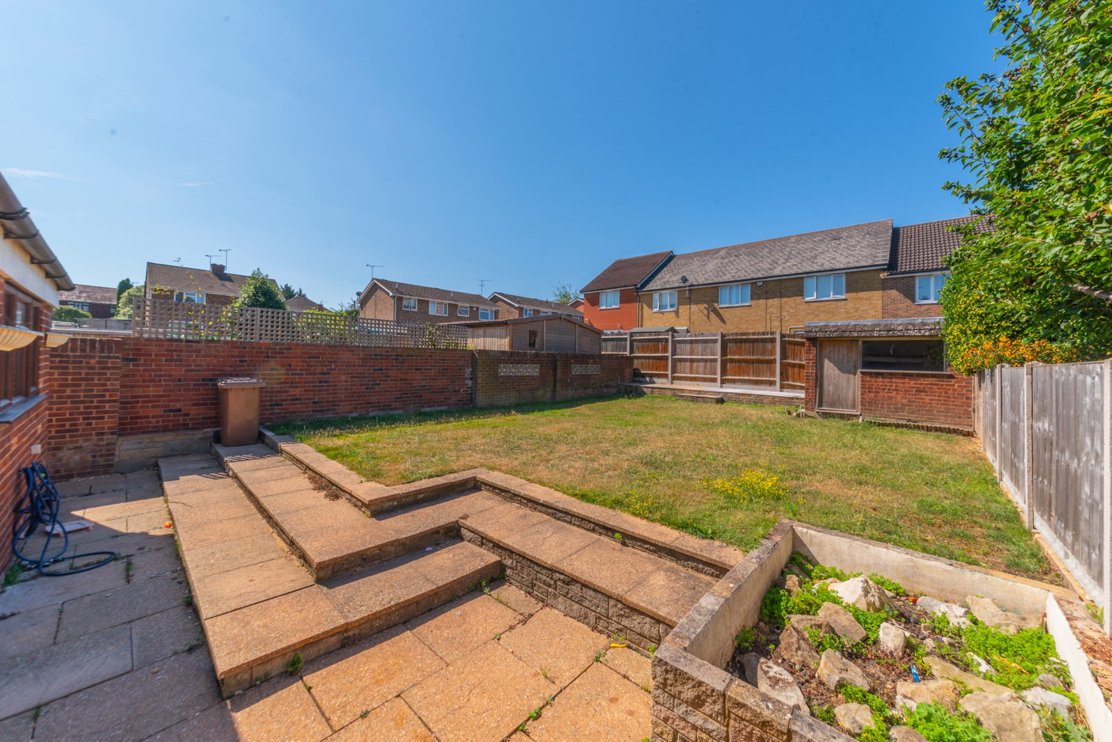 Semi Detached House in Sittingbourne 4