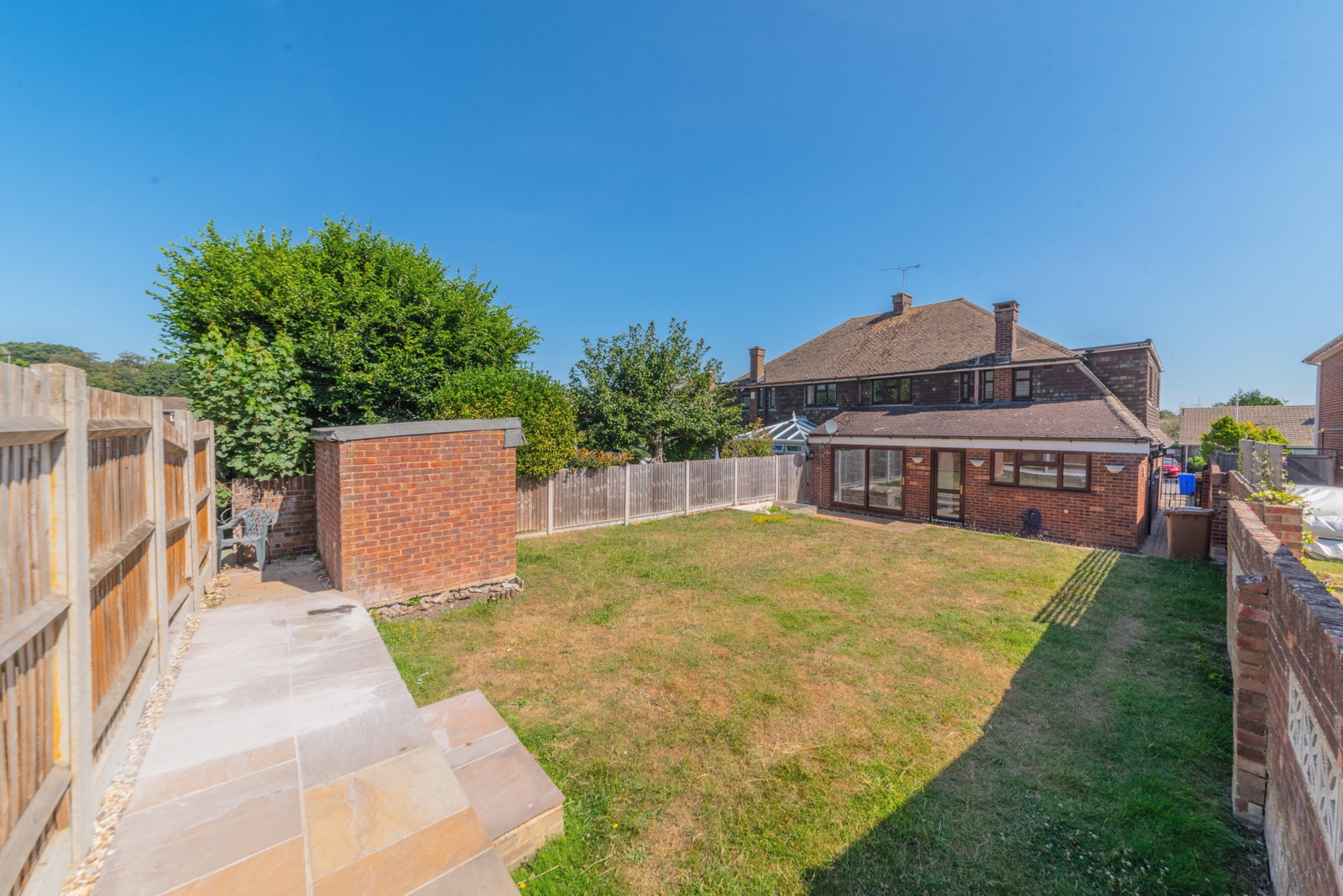 Semi Detached House in Sittingbourne 5