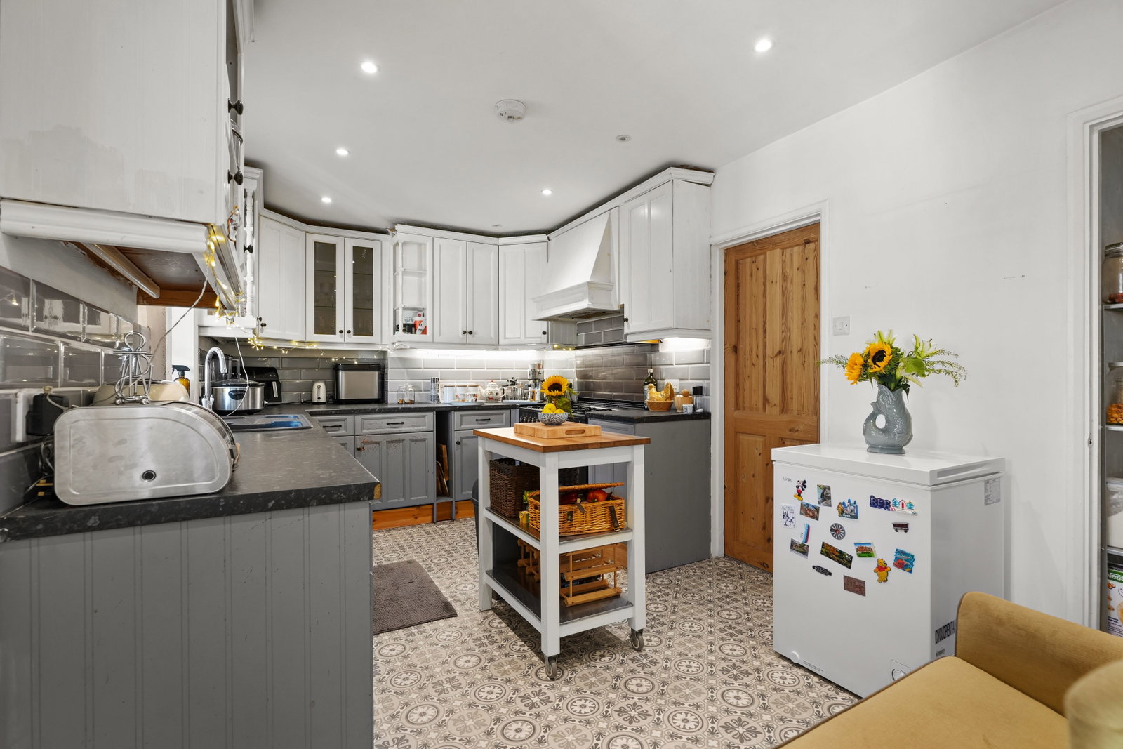 Semi Detached House for sale in Badby, BADBY, Northamptonshire