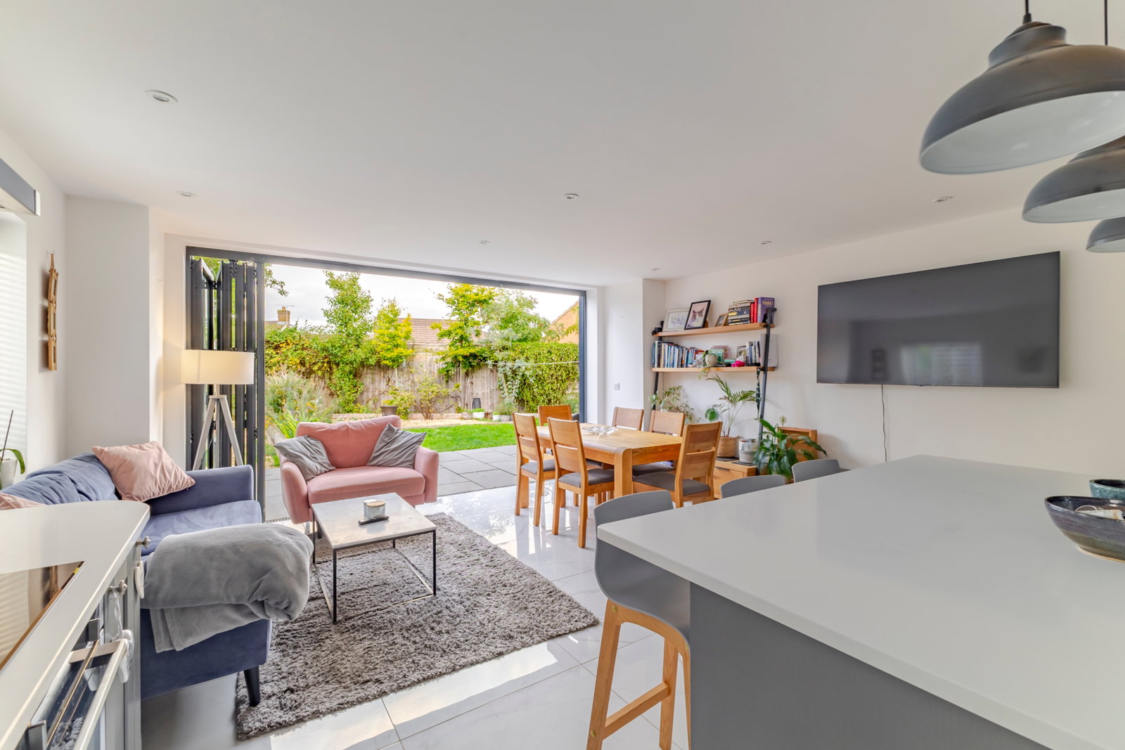Detached House for sale in Warminster, Henley Mews, Warminster, BA12 8GJ, 2435 m²