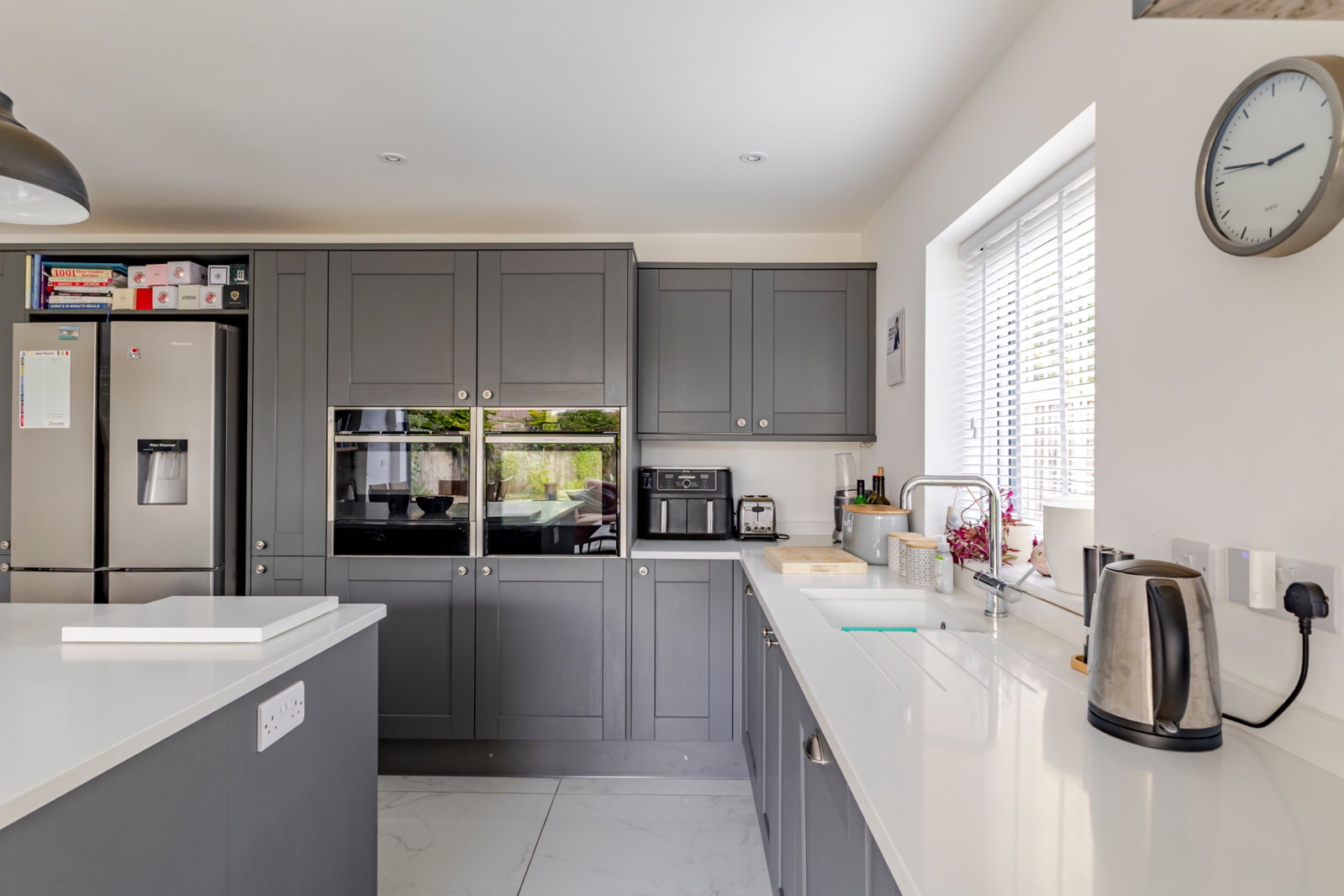 Detached House for sale in Warminster, Henley Mews, Warminster, BA12 8GJ, 2435 m²