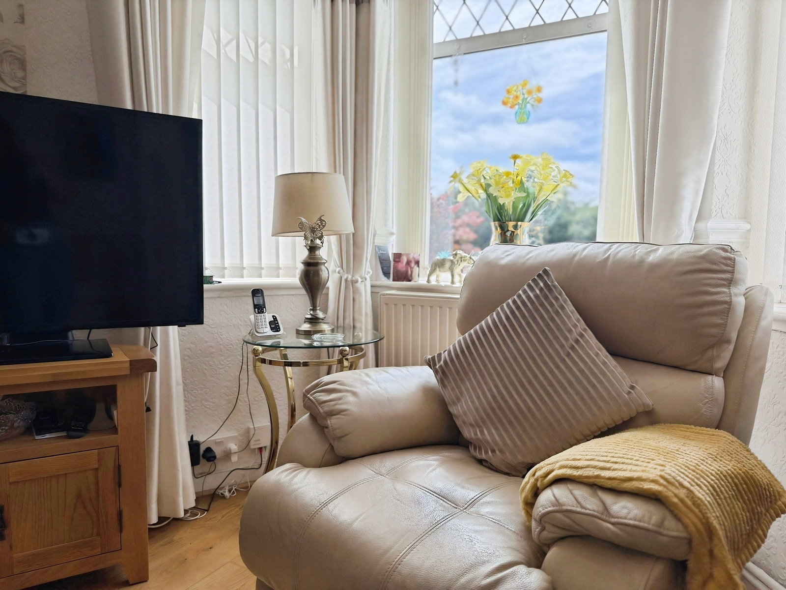 Semi Detached House in Swansea
