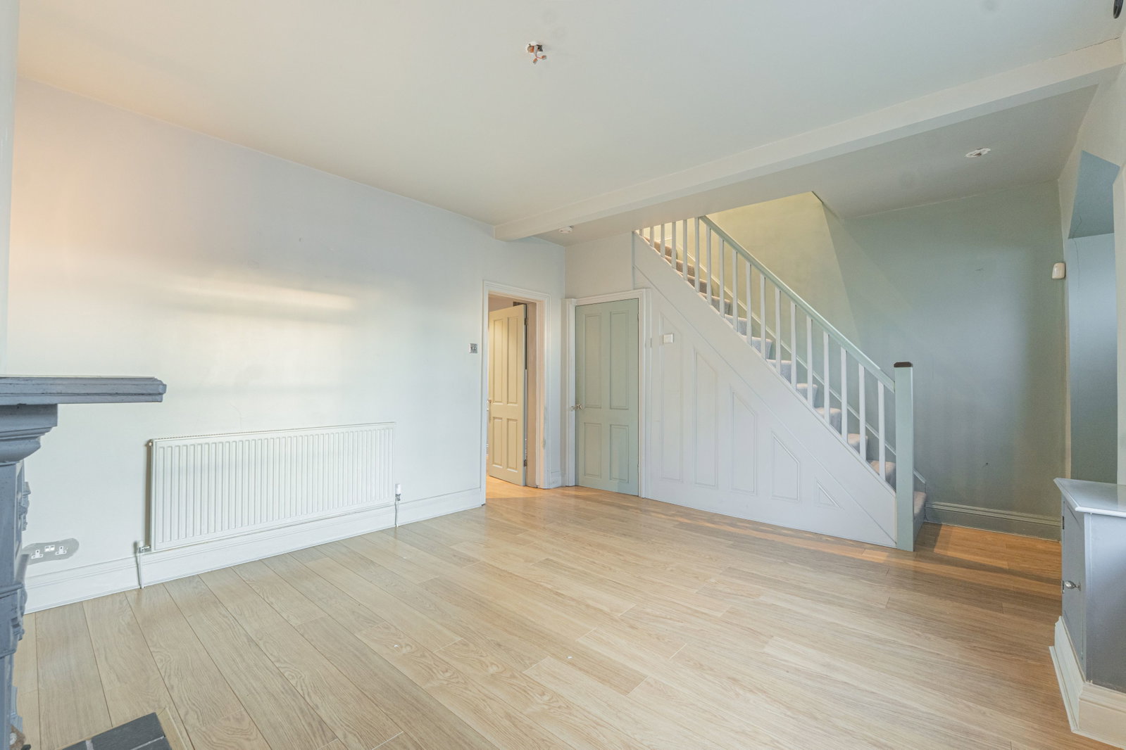 Terraced House for sale in Birmingham, High Street, Quinton, Birmingham, B32 1AG