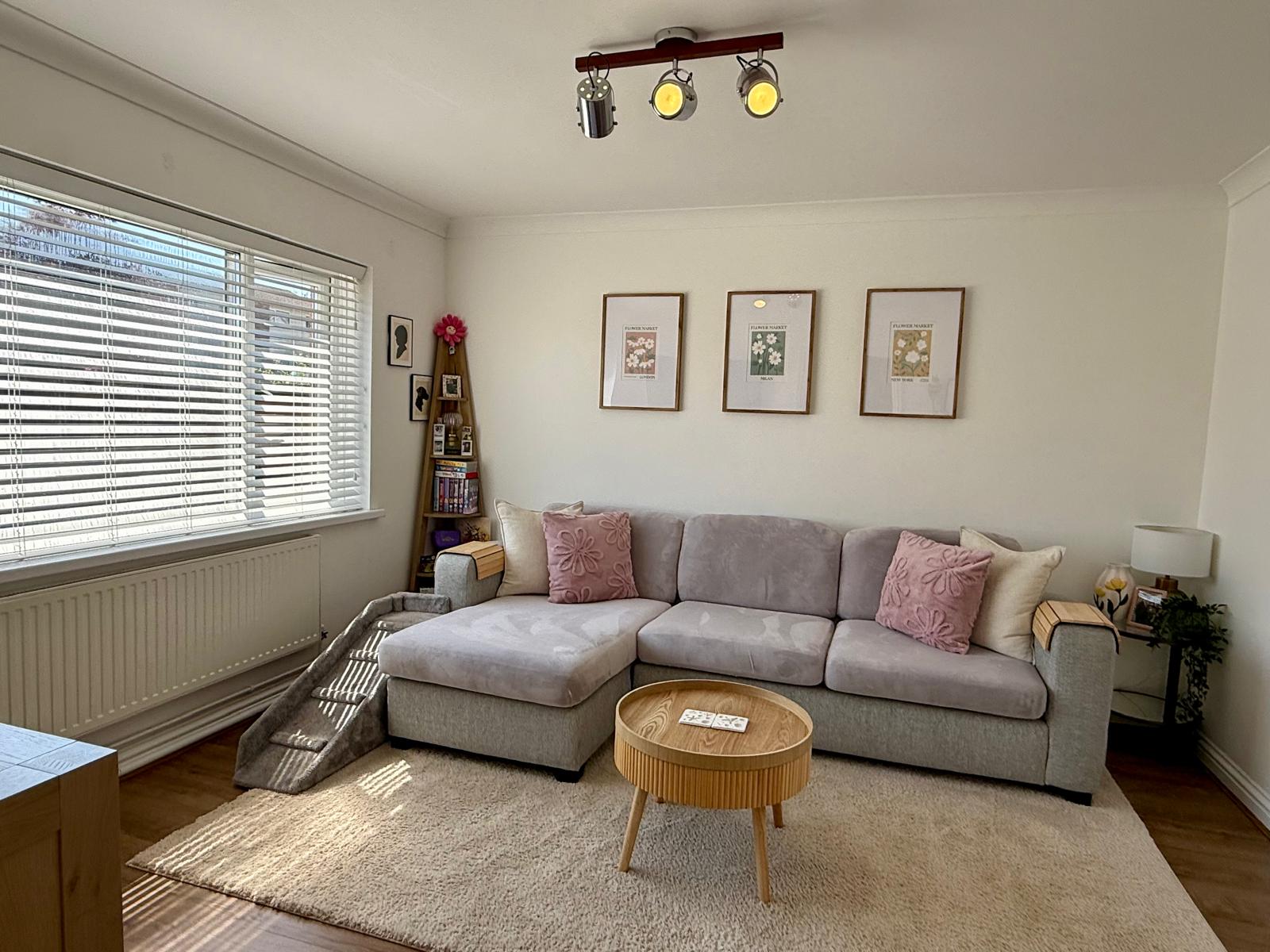 Semi Detached House in Swansea