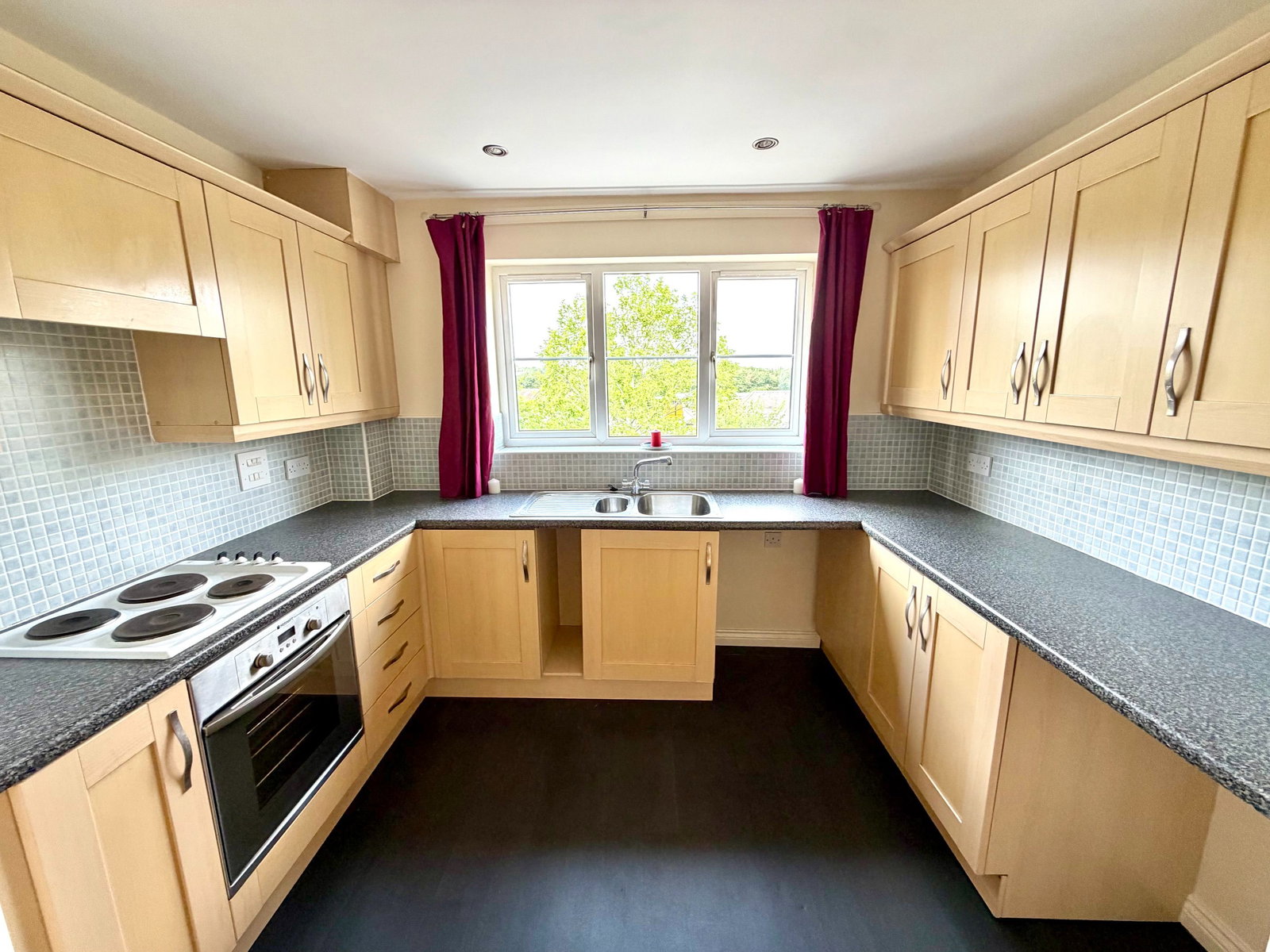 Apartment in Tipton
