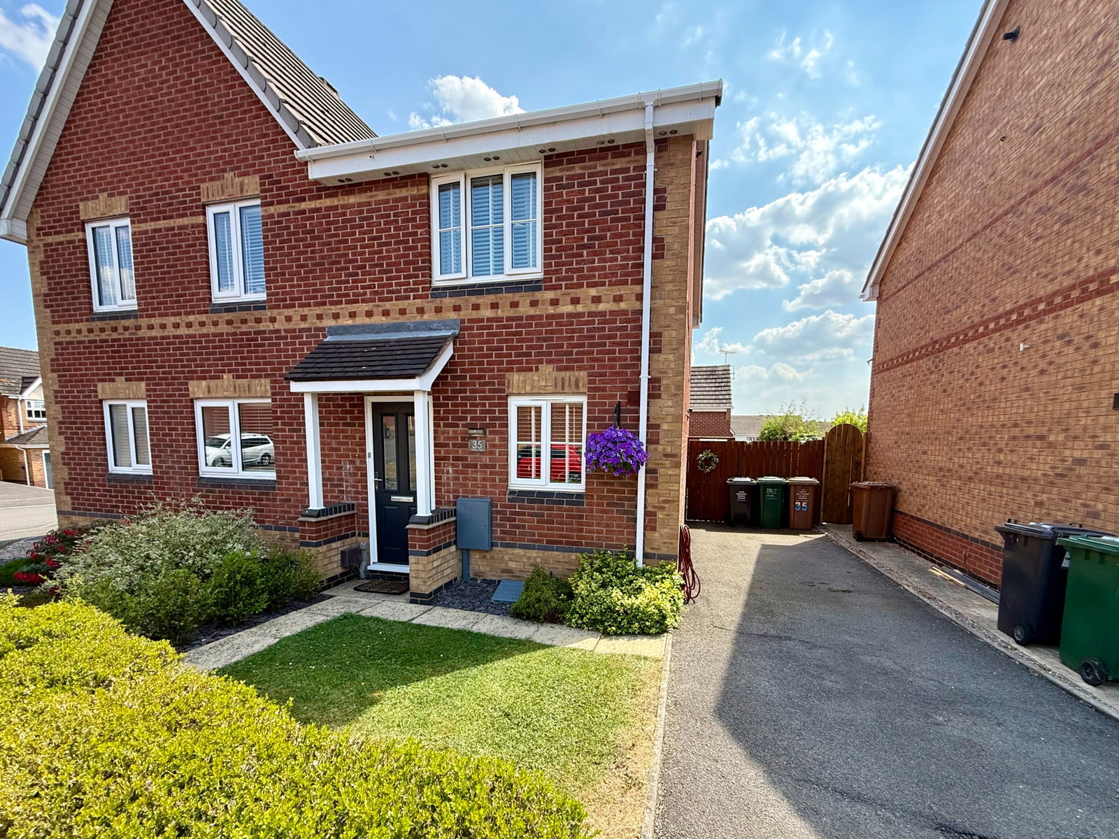 Semi Detached House in Swadlincote