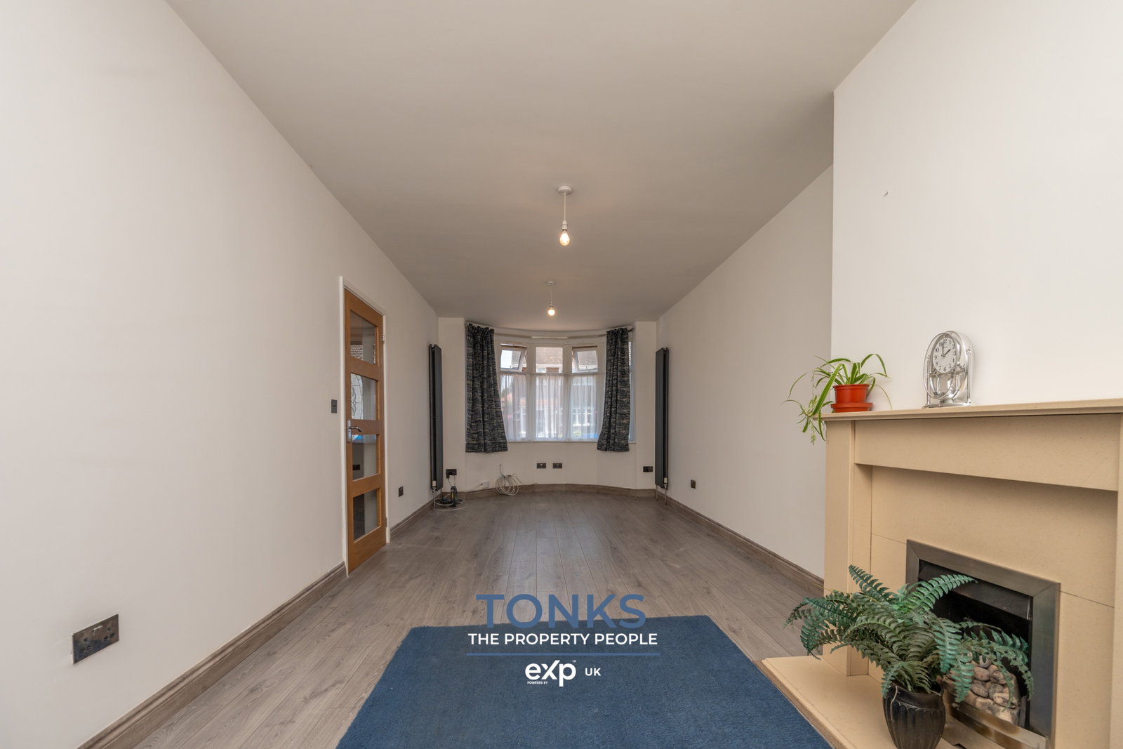 Semi Detached House in Oldbury