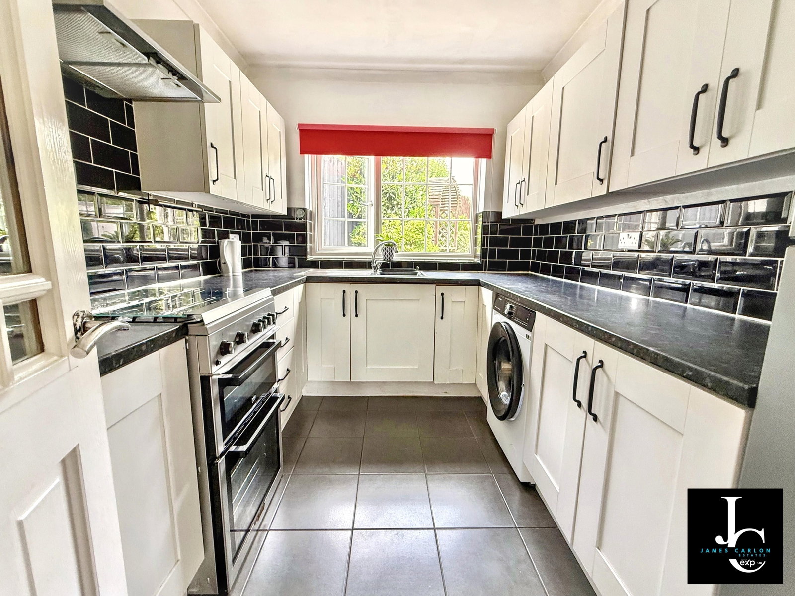 Semi Detached House in Telford