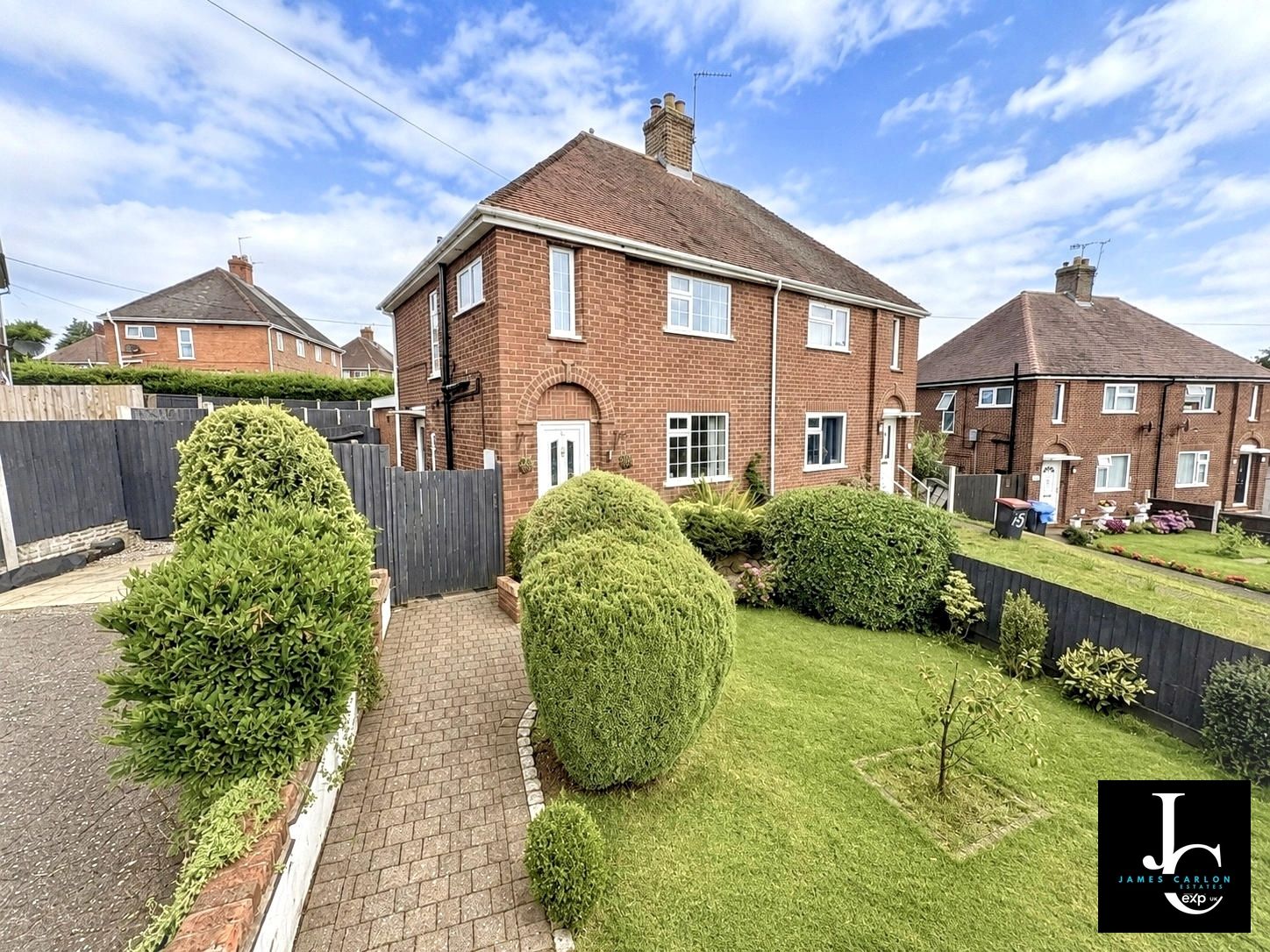 Semi Detached House in Telford