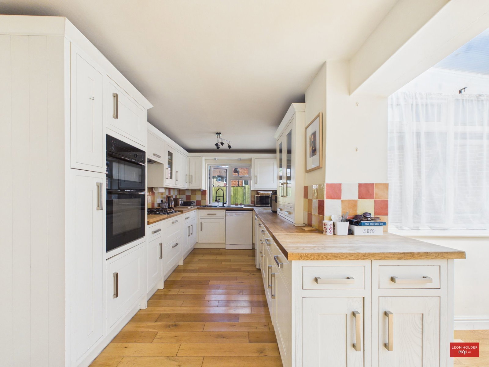 Semi Detached House for sale in Gloucester, Marlborough Road, Gloucester, GL4 6GD, 1252 m²