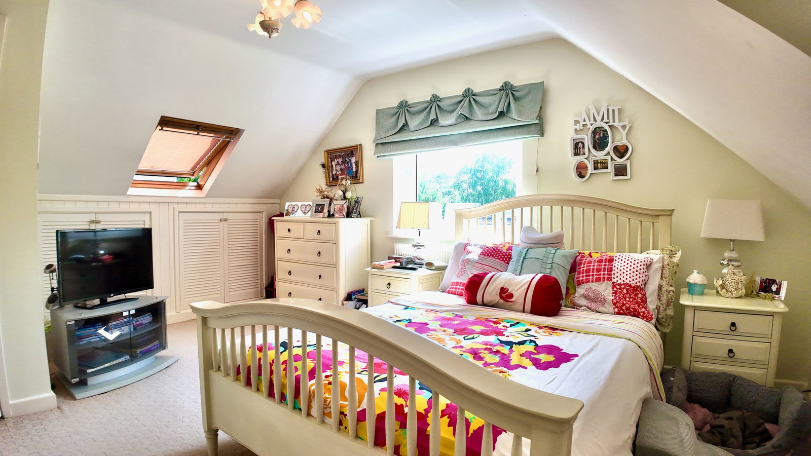 Detached House for sale in Blackwood, Lon Pennant, Cwmgelli, Blackwood, NP12 1EL, 1464 m²