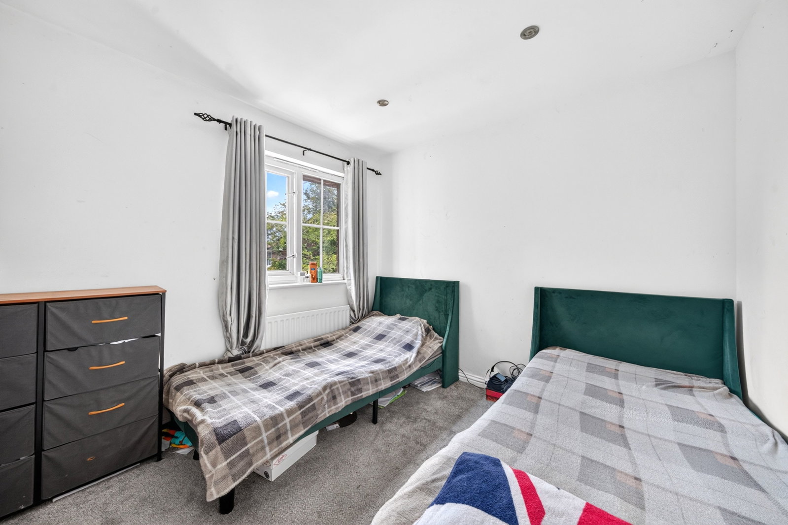 End Of Terrace House for sale in Borehamwood, Dunster Court, Borehamwood, WD6, 882 m²