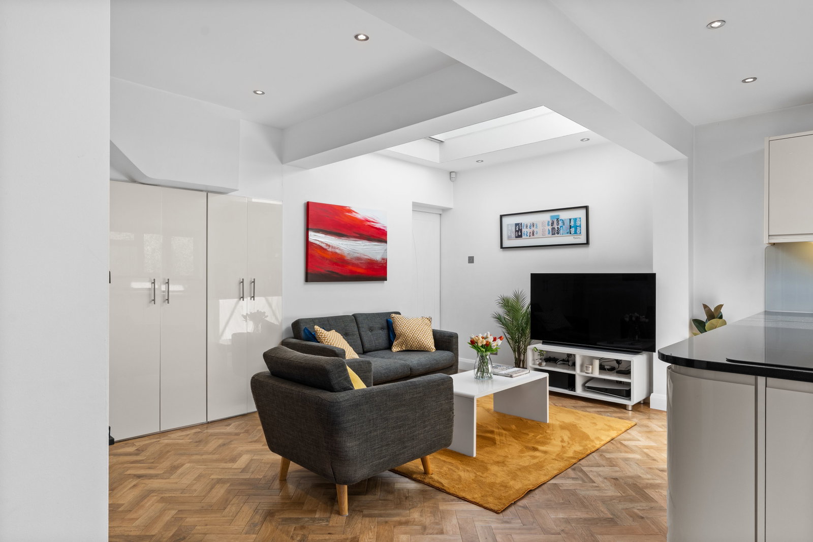 Semi Detached House in Stoneleigh