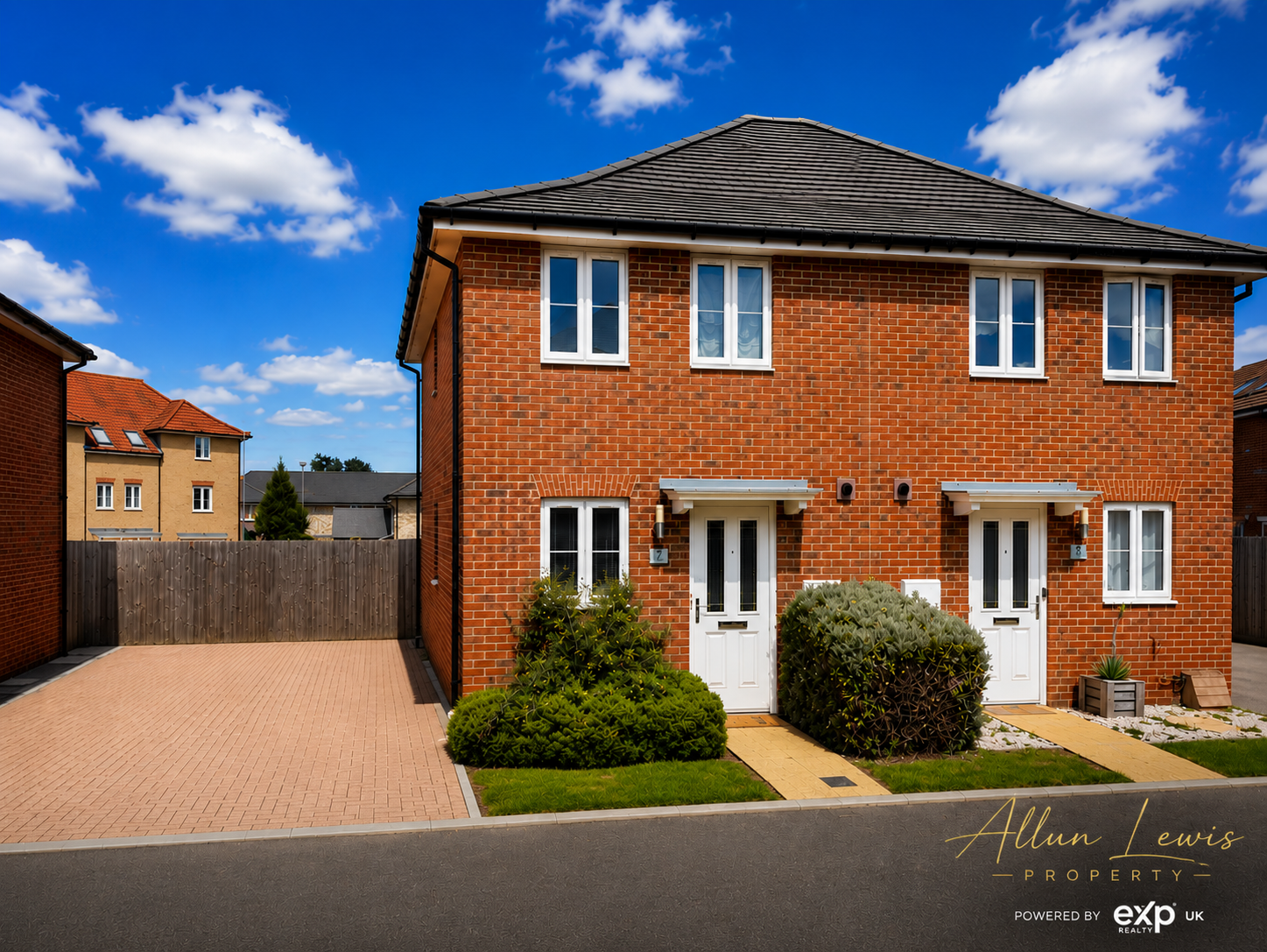 Semi Detached House in Canterbury