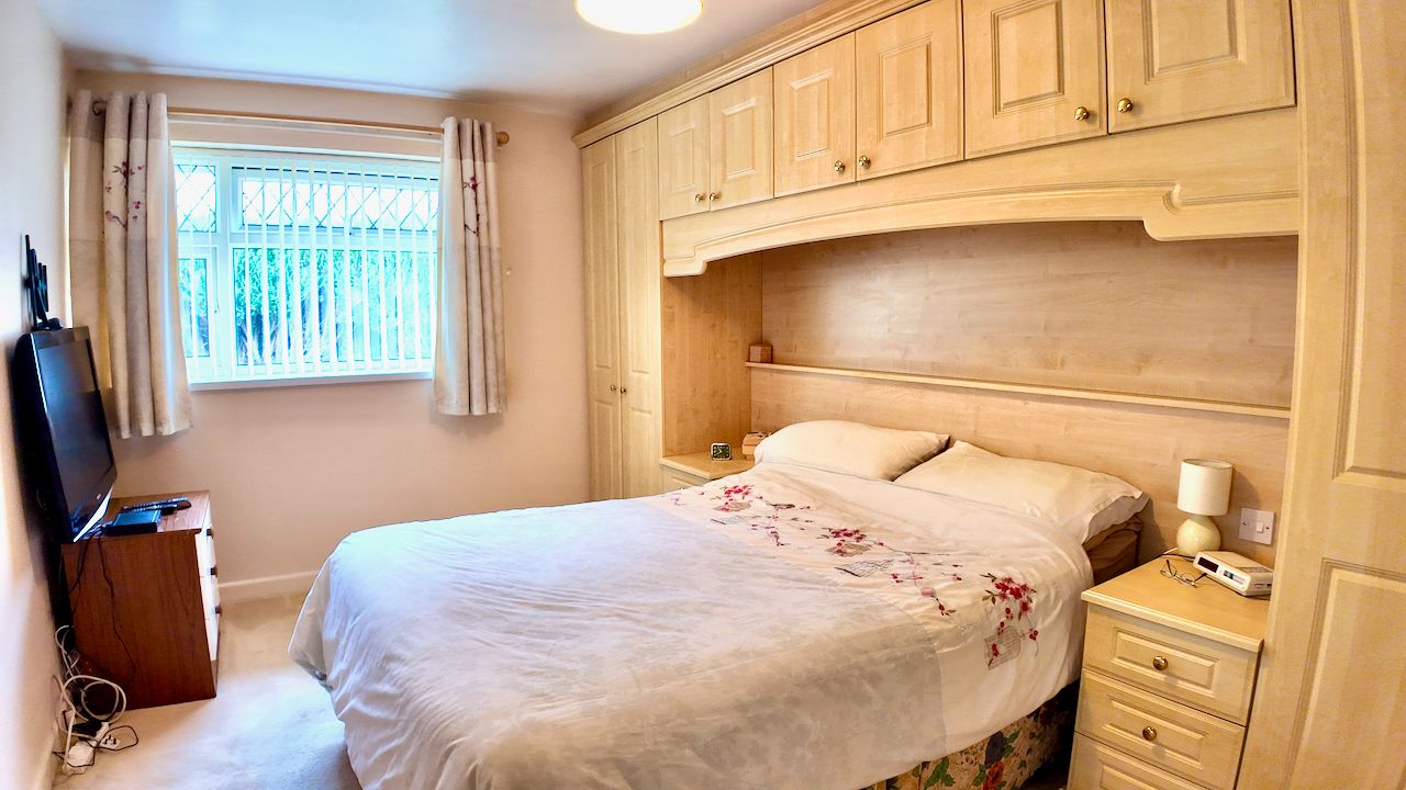 Semi Detached House in Newport 5