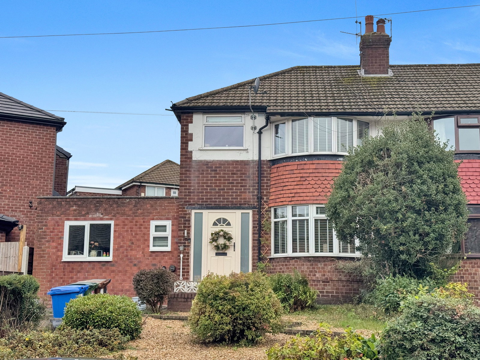 Semi Detached House for sale in Stockport, Bowden Lane, Marple, Stockport SK6, 975 m²