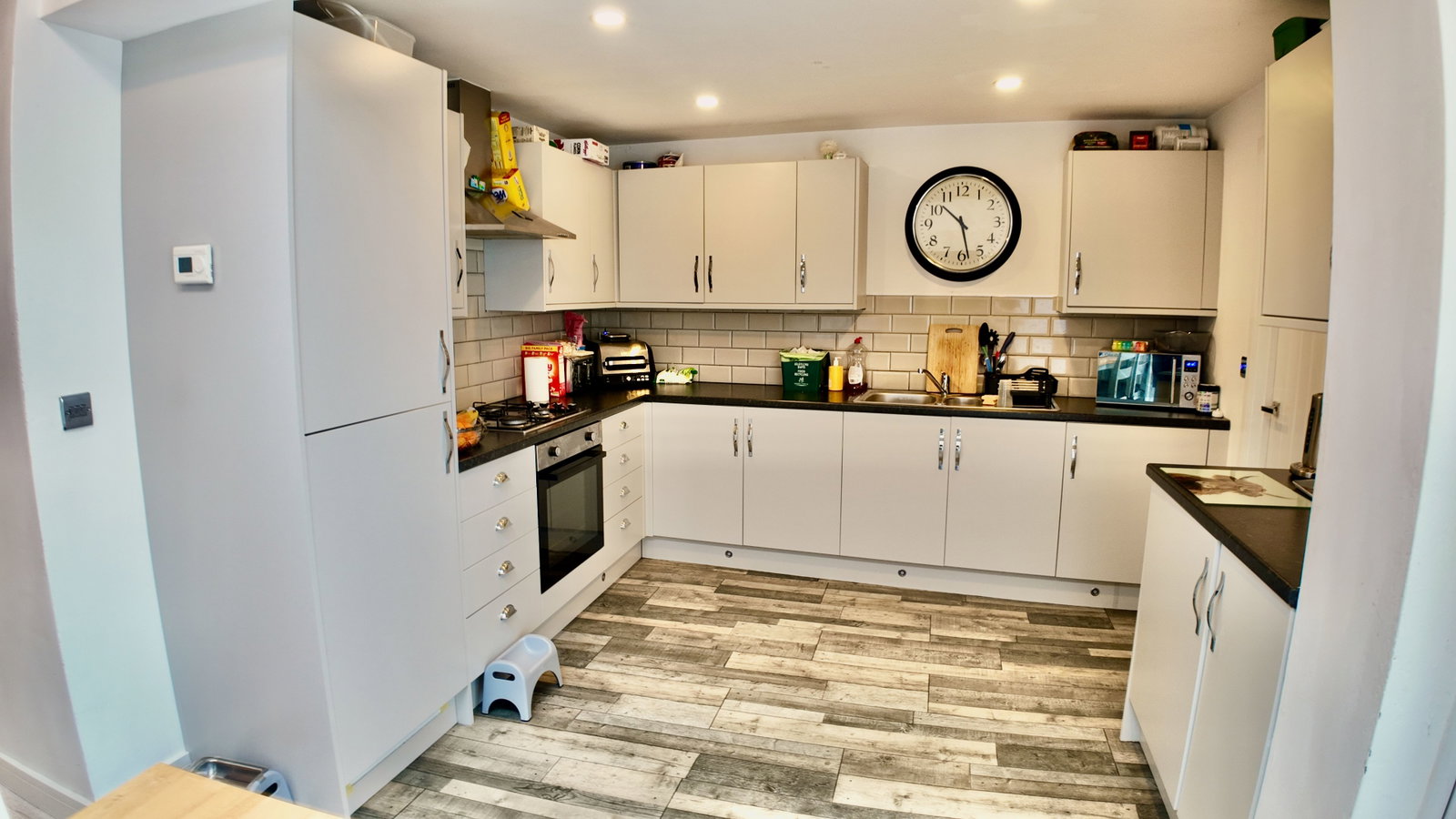 End Of Terrace House in Pentre 3