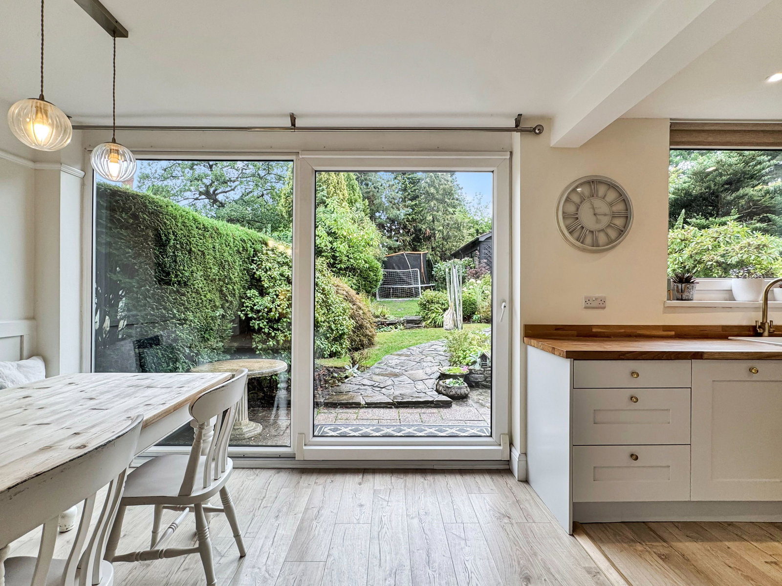 Semi Detached House for sale in Stockport, Highfield Road, Mellor, Stockport SK6, 1138 m²