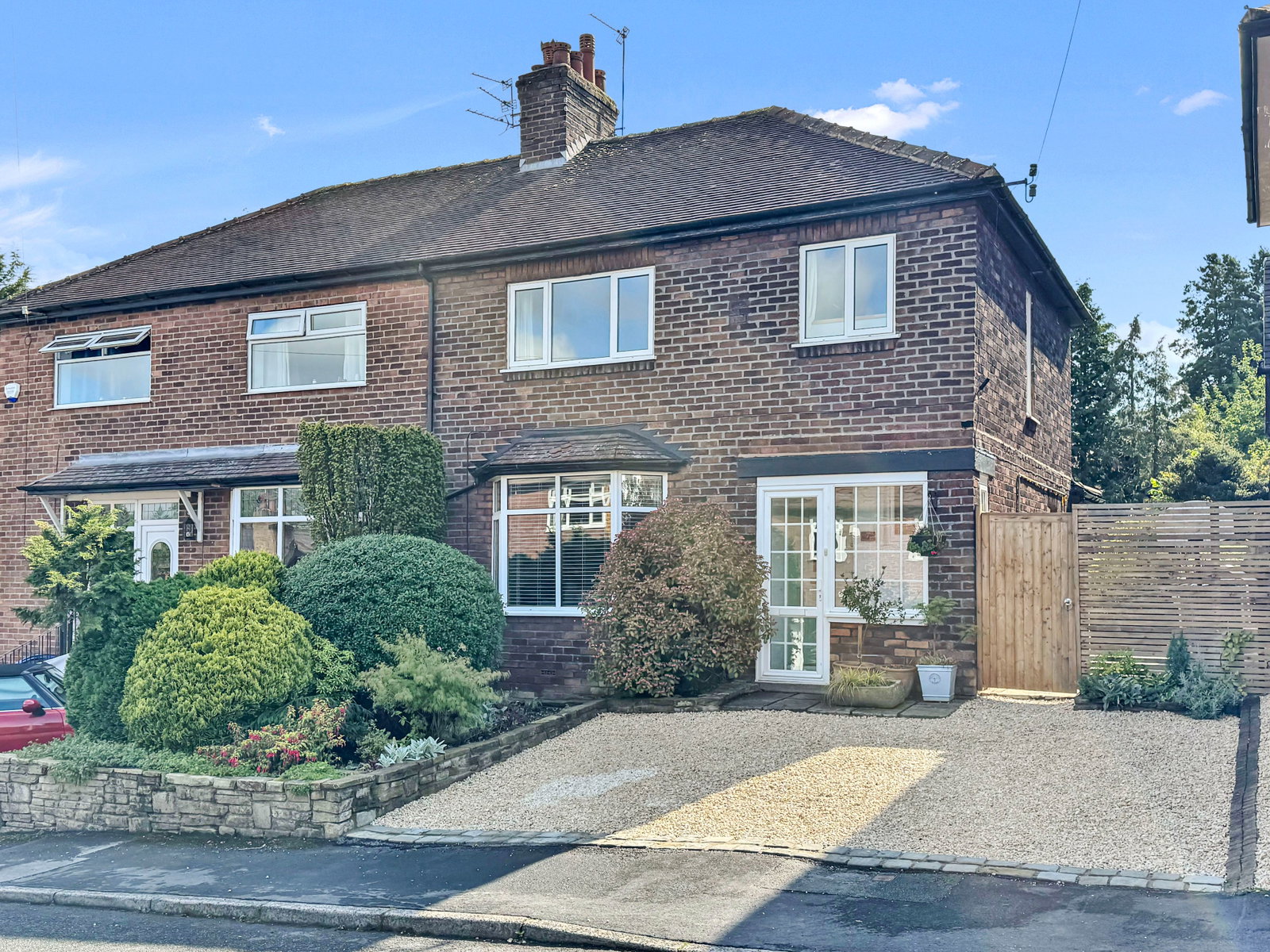 Semi Detached House for sale in Stockport, Highfield Road, Mellor, Stockport SK6, 1138 m²