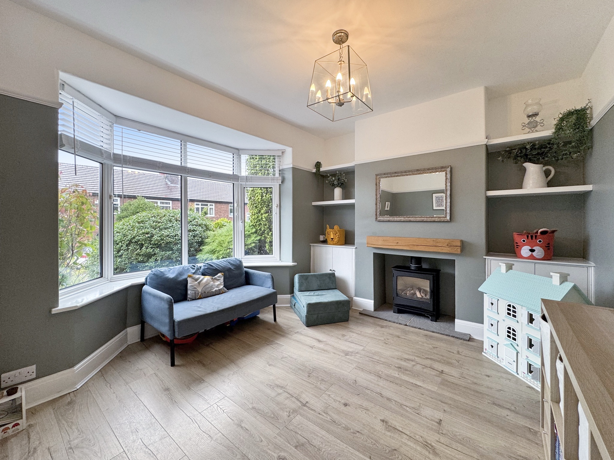 Semi Detached House for sale in Stockport, Highfield Road, Mellor, Stockport SK6, 1138 m²