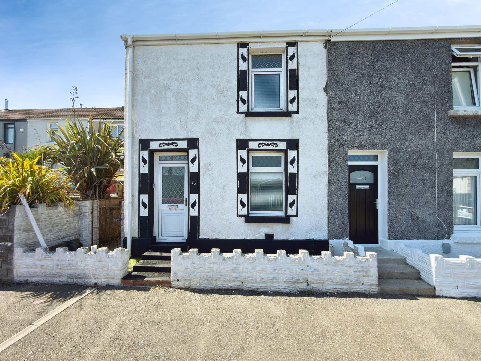 End Of Terrace House in Swansea