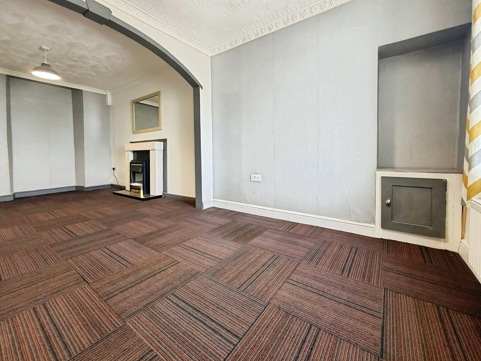 End Of Terrace House in Swansea
