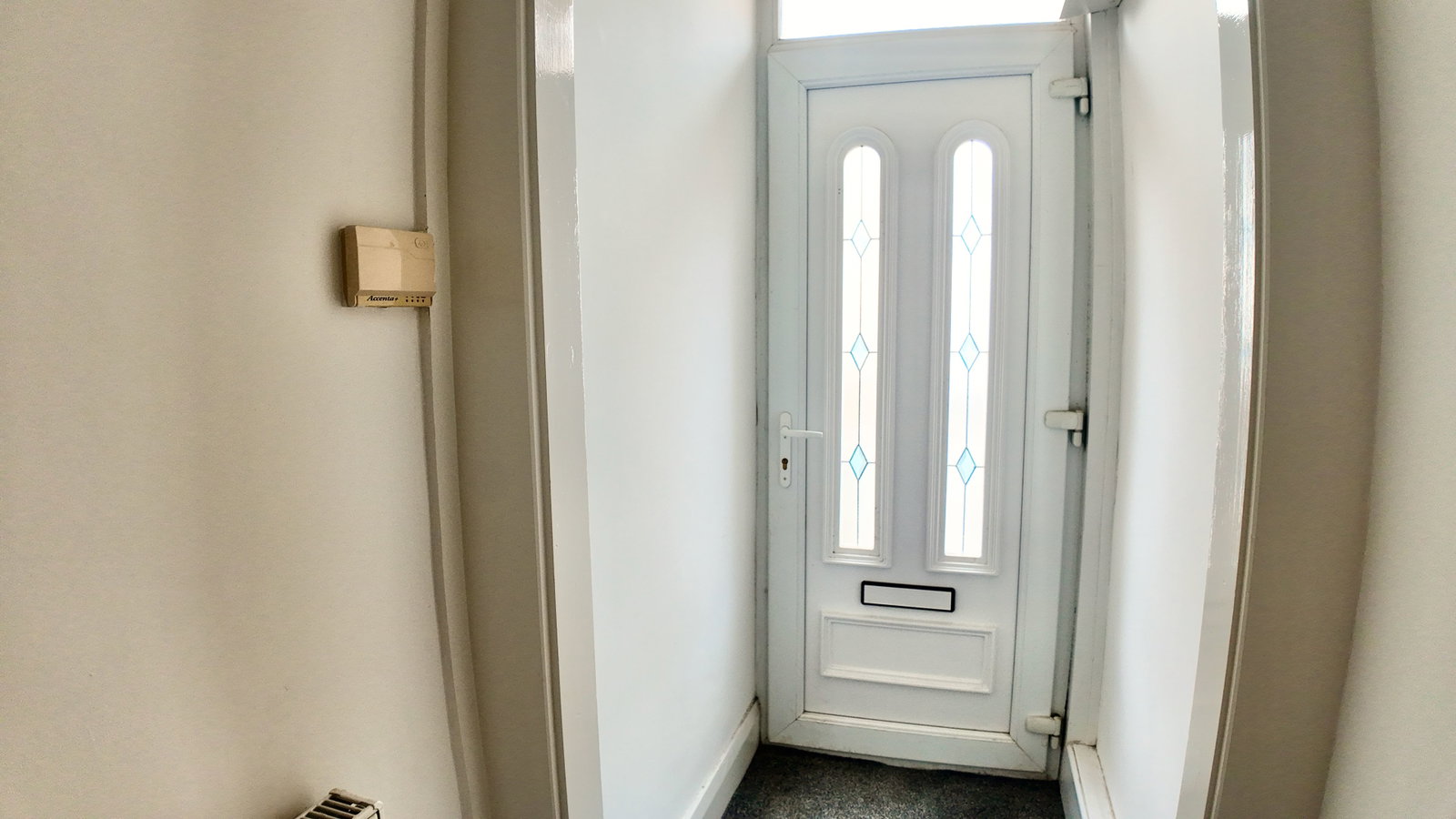 Terraced House for sale in Blackwood, Gordon Road, Blackwood, NP12, 893 m²