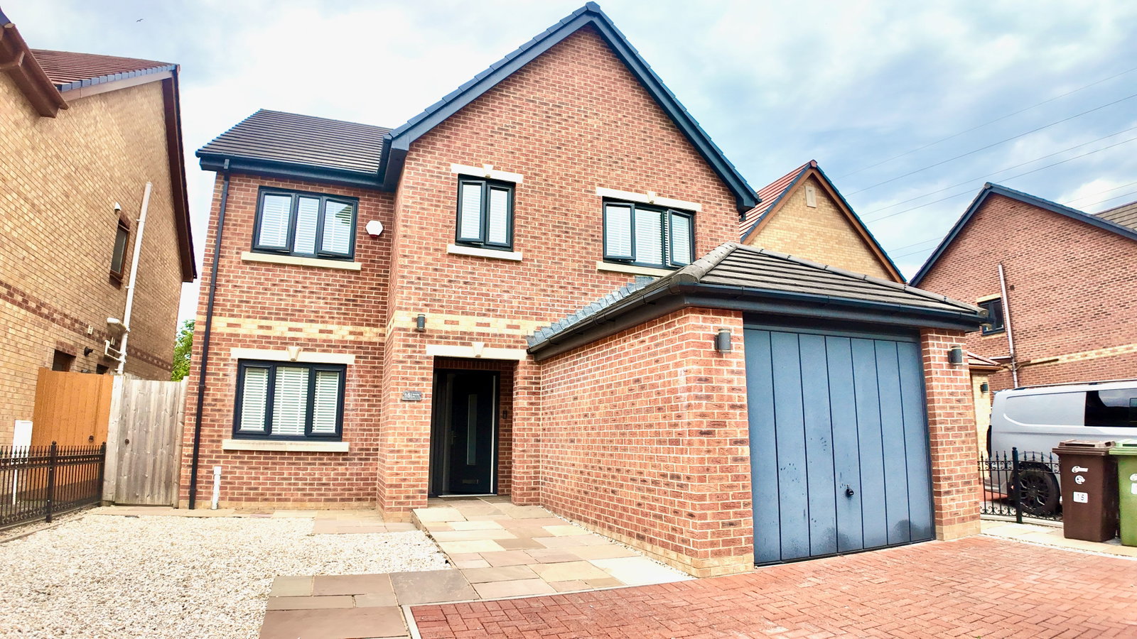 Detached House for sale in Blackwood, Glan-Yr-Afon Lane, Fleur De Lis, NP12
