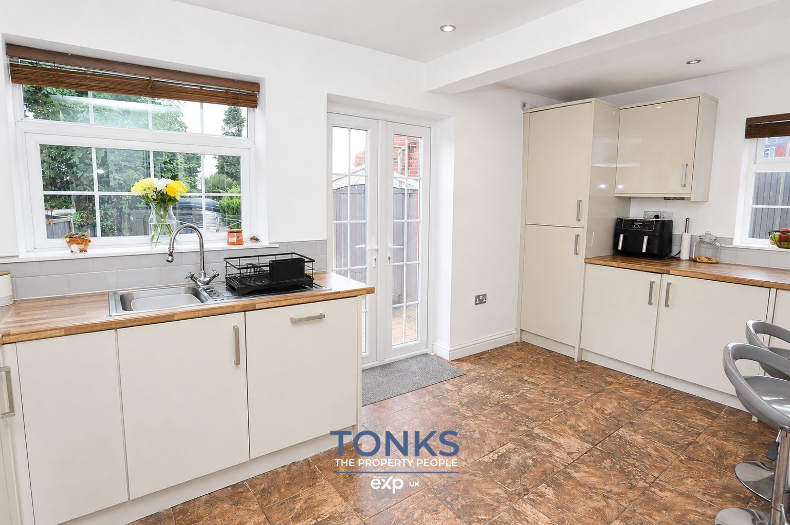Semi Detached House in Halesowen