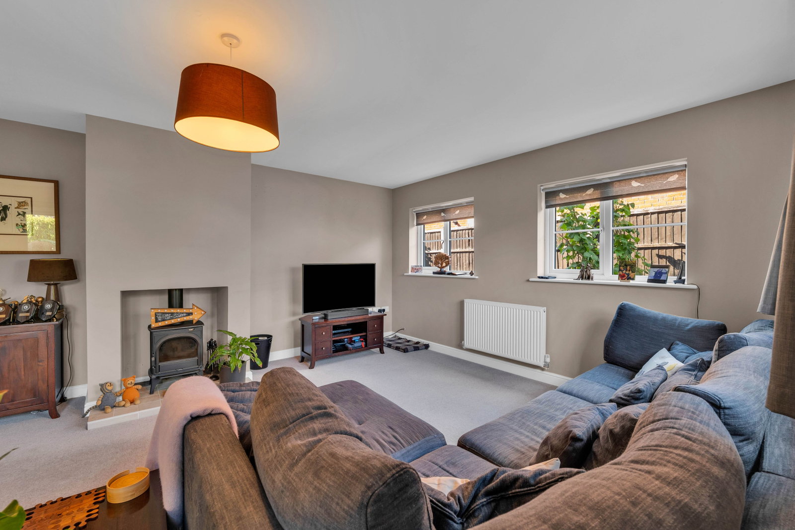 Detached House for sale in Melton Mowbray, The Paddock, Old Dalby, LE14 3AT, 2651 m²