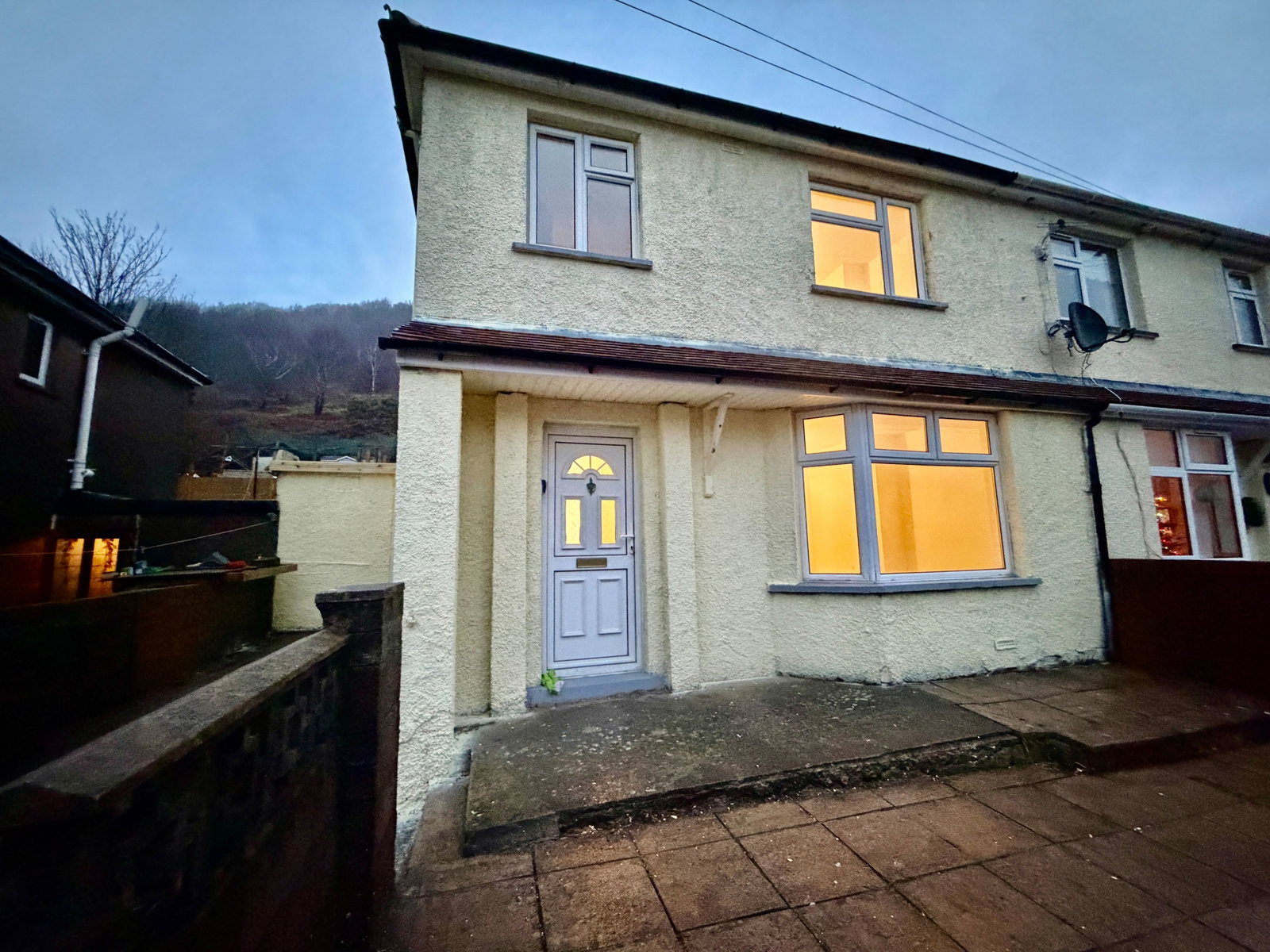 Semi Detached House for sale in Newport, Tribute Avenue, Cwmcarn, NP11, 1024 m²