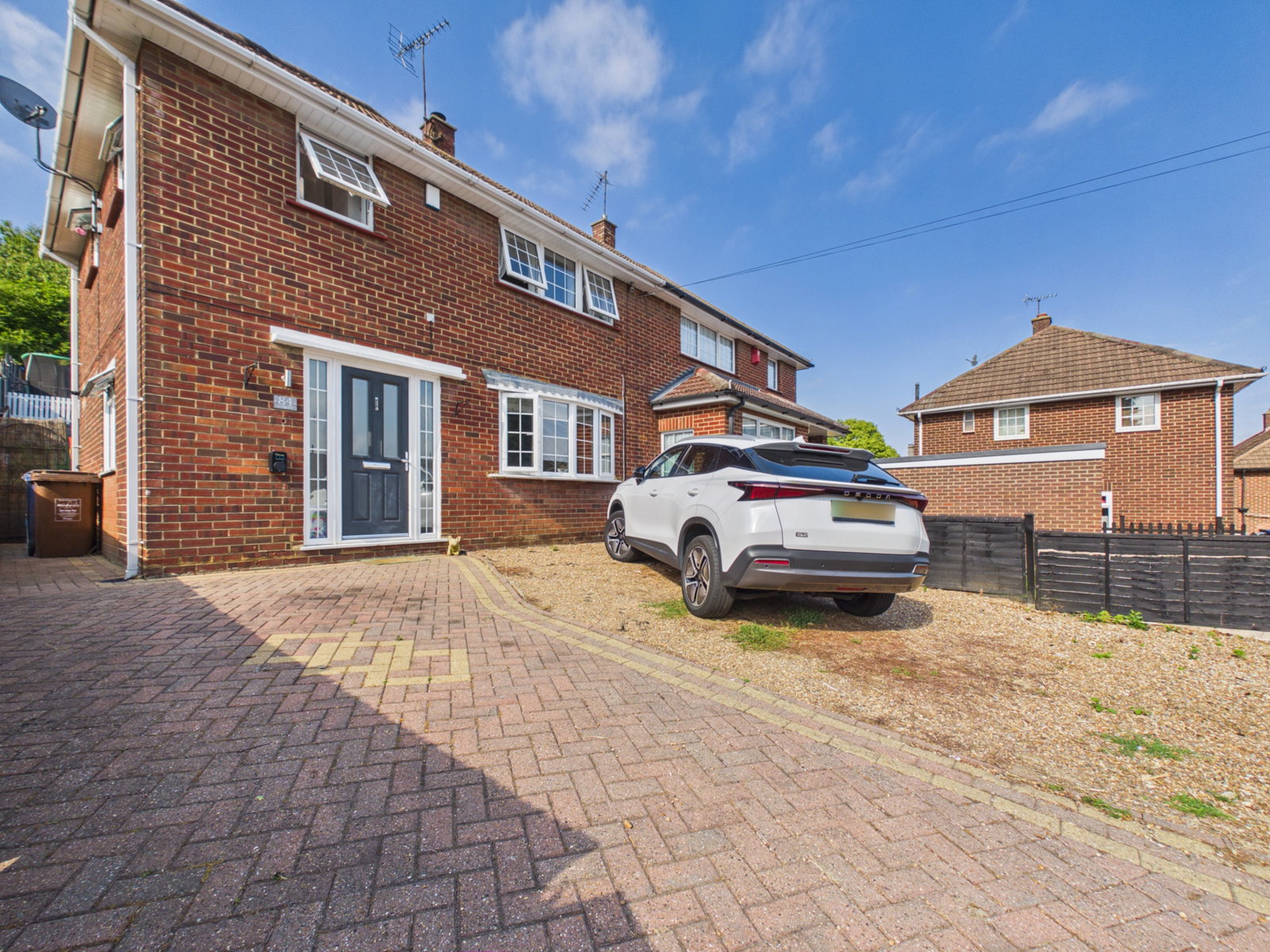 Semi Detached House in Rochester