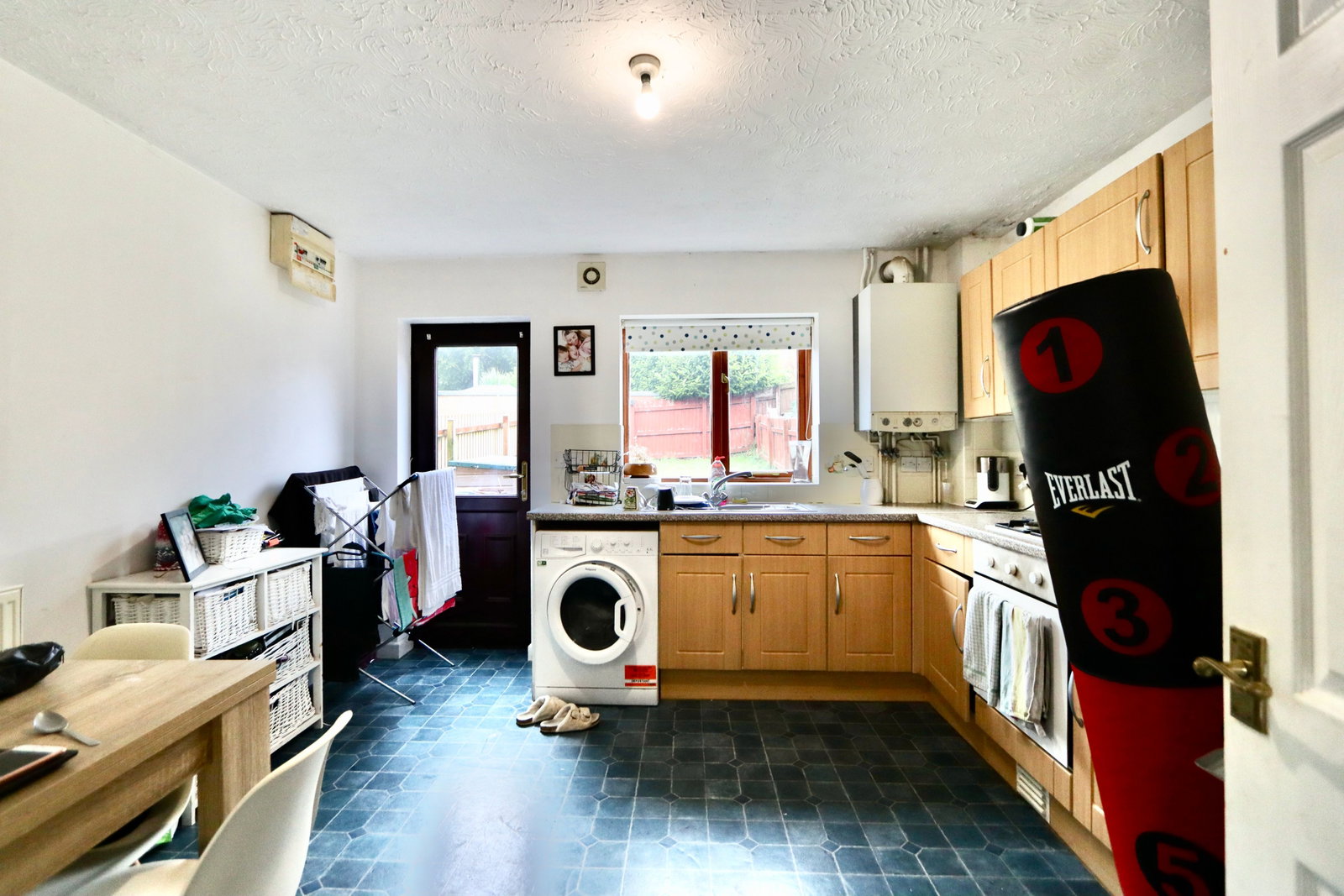 Semi Detached House for sale in Newport, Plynlimon Avenue, Crumlin, NP11, 667 m²