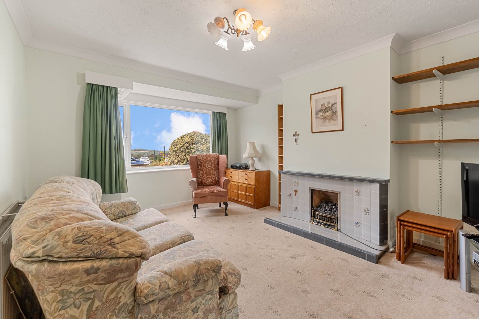Semi Detached House for sale in Huddersfield, 61 Weatherhill Road, Birchencliffe, HD3 3QY
