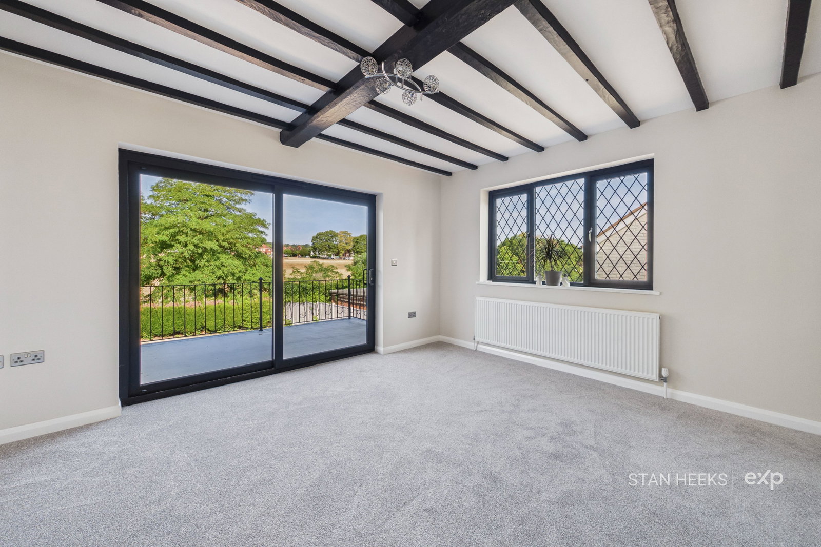 Bungalow in Stourbridge 5
