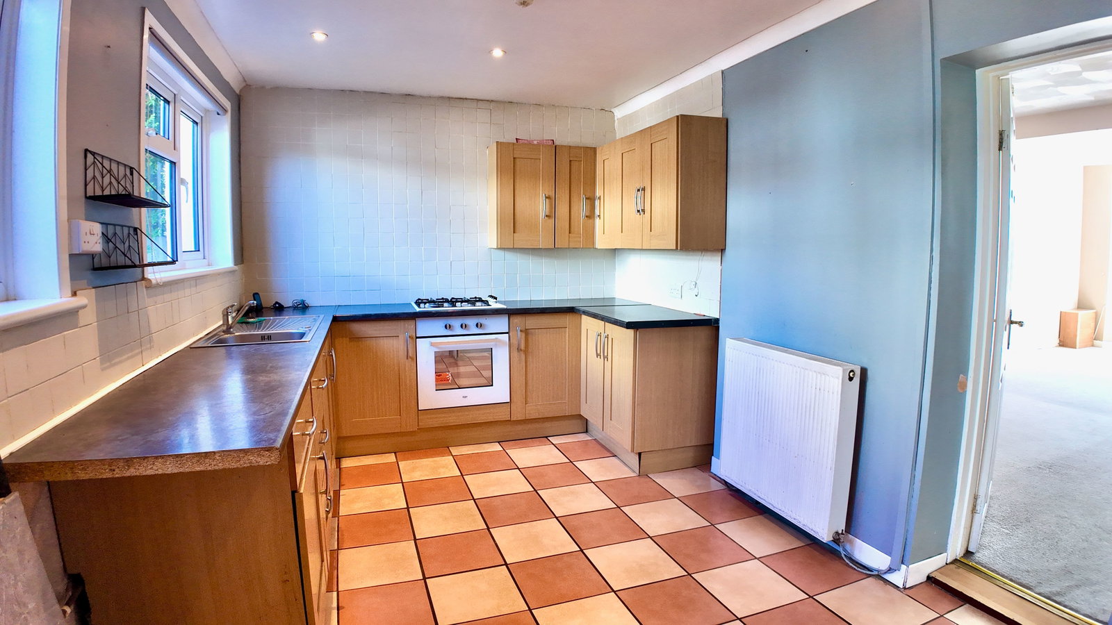 Semi Detached House for sale in Blackwood, Waunborfa Road, Cefn Fforest, NP12, 1160 m²