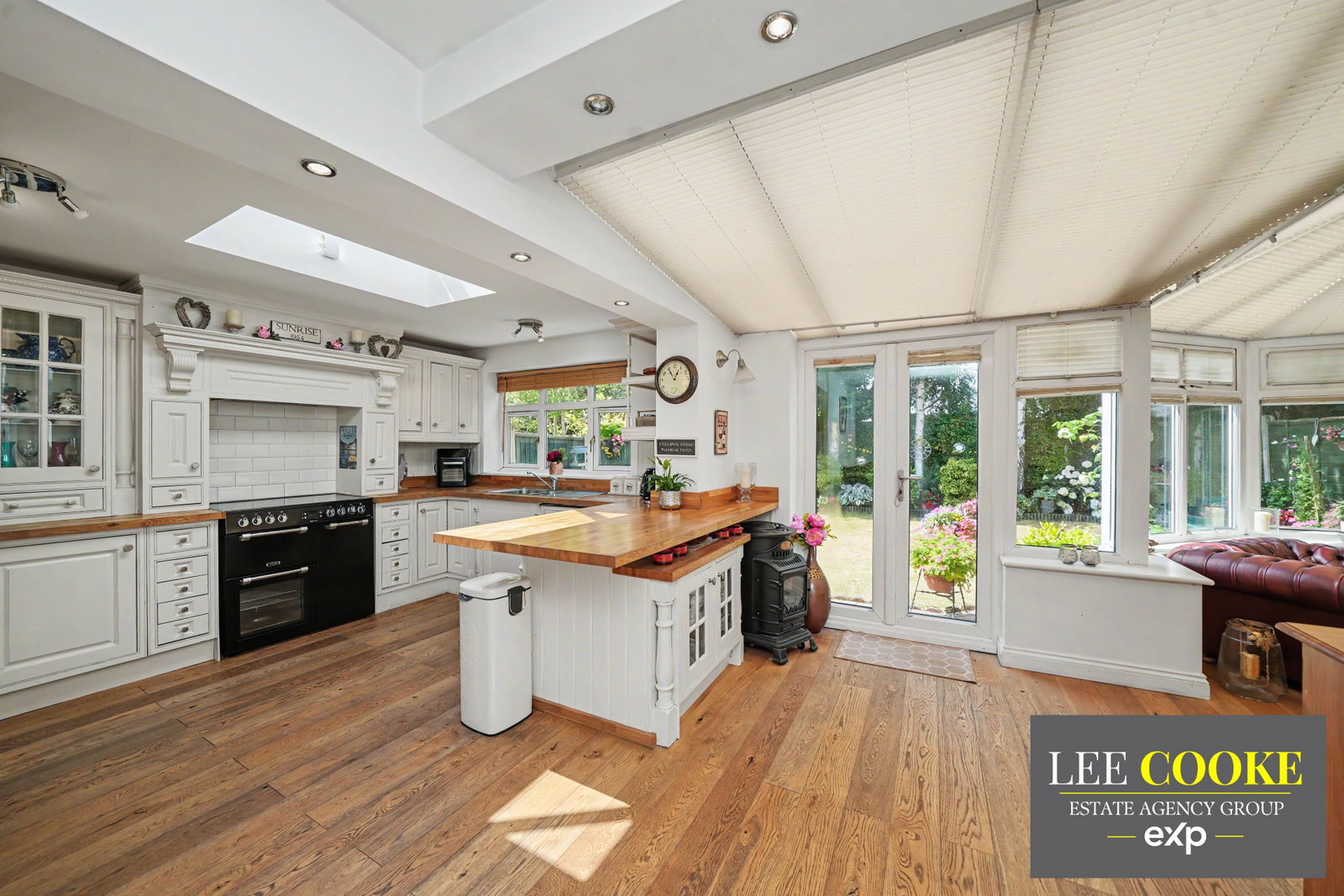 Detached House for sale in Wolverhampton, Sunrise, Shaw Lane, Albrighton, Wolverhampton, WV7 3DT