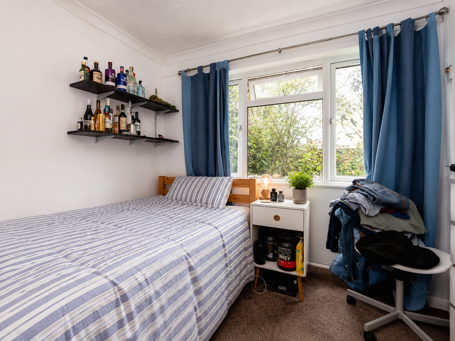 Semi Detached House in Canterbury