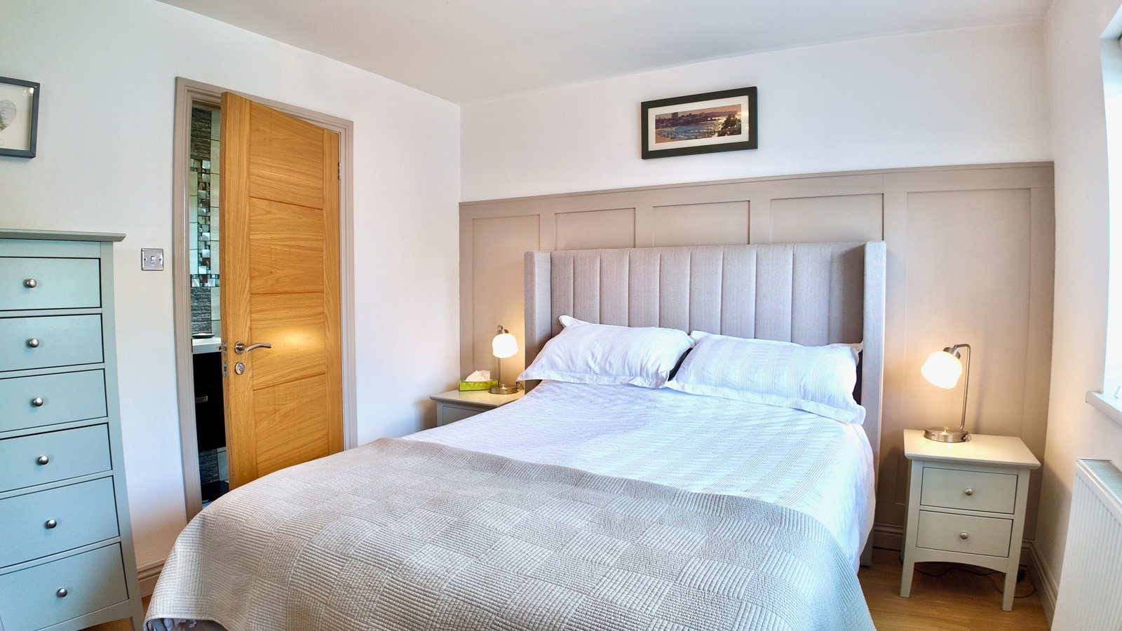 Detached House in Blackwood 5