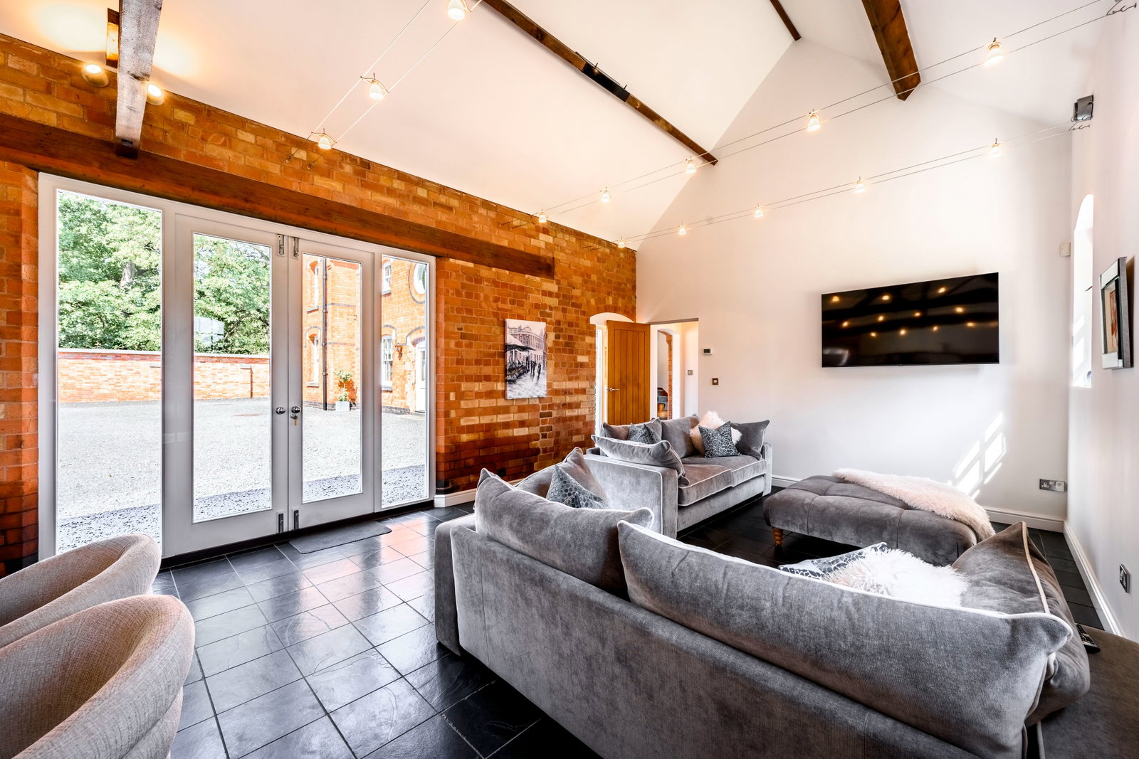 Detached House for sale in Burton-on-trent, The Coach House. Tatenhill Common, Rangemore, DE13 9RS