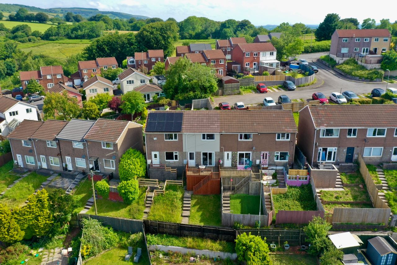 Detached House for sale in Newport, Cheviot Close, Risca, NP11, 549 m²