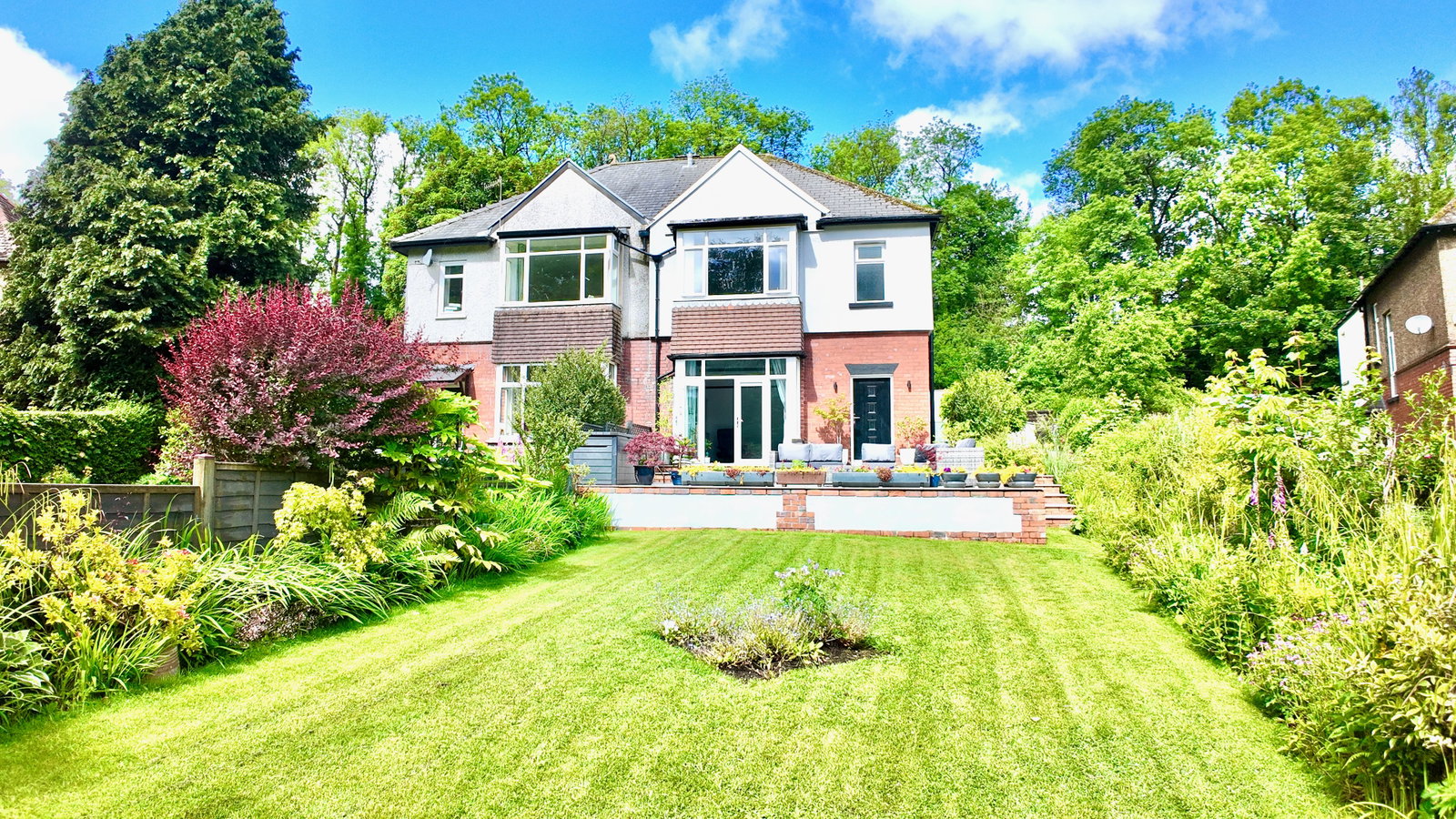 Semi Detached House in Ebbw Vale