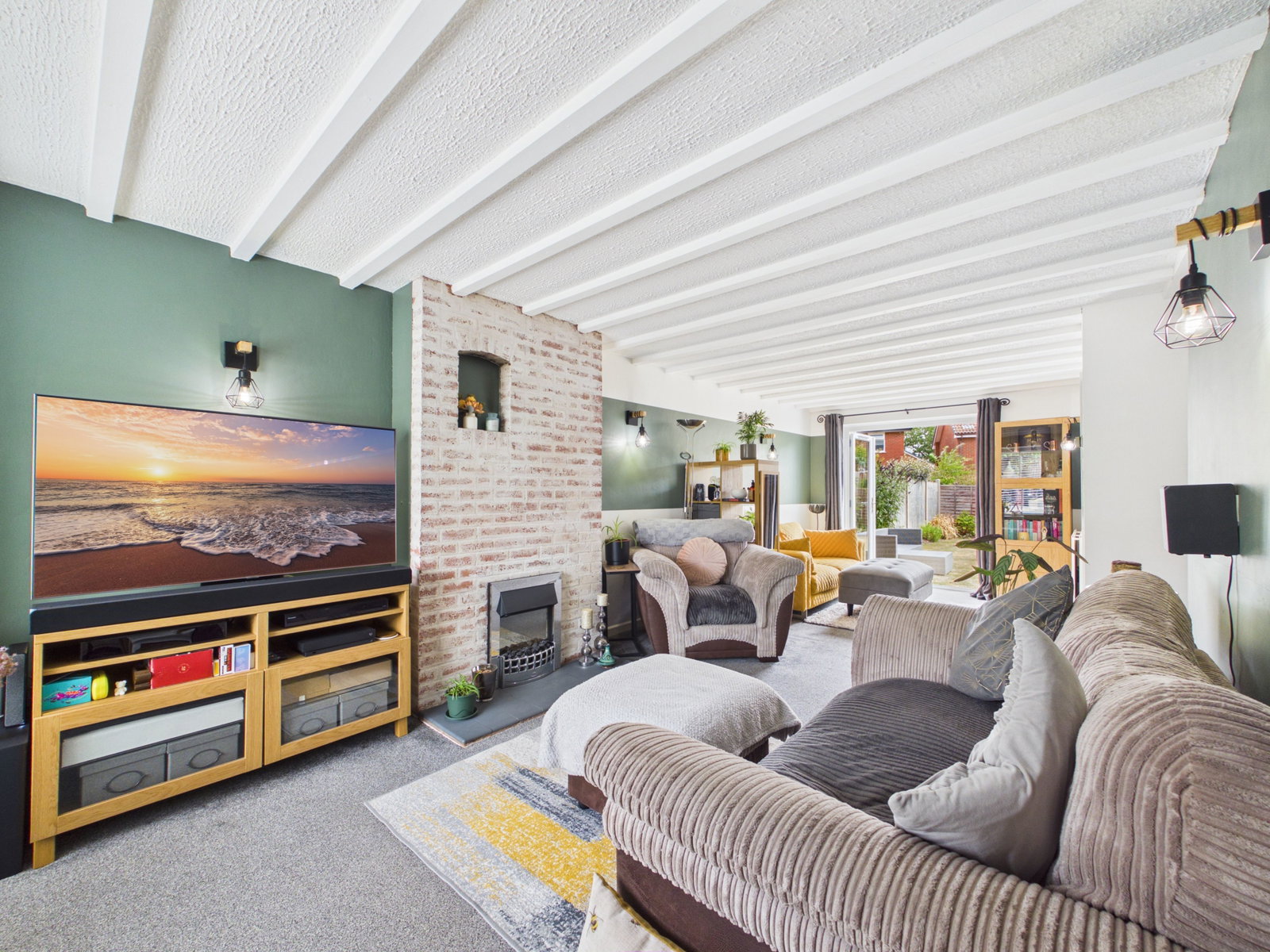 Detached House for sale in Stafford, Foxgloves Avenue, Little Haywood, Stafford, ST18 0QT