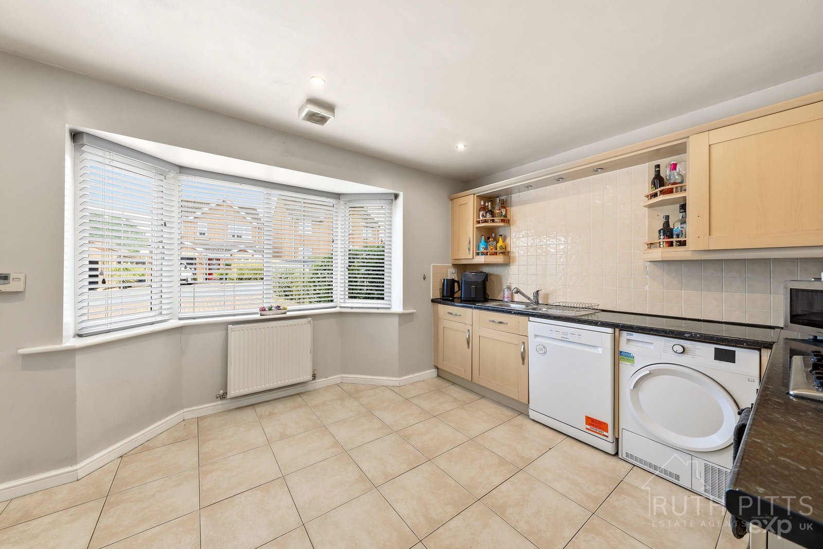 Semi Detached House in Barnsley