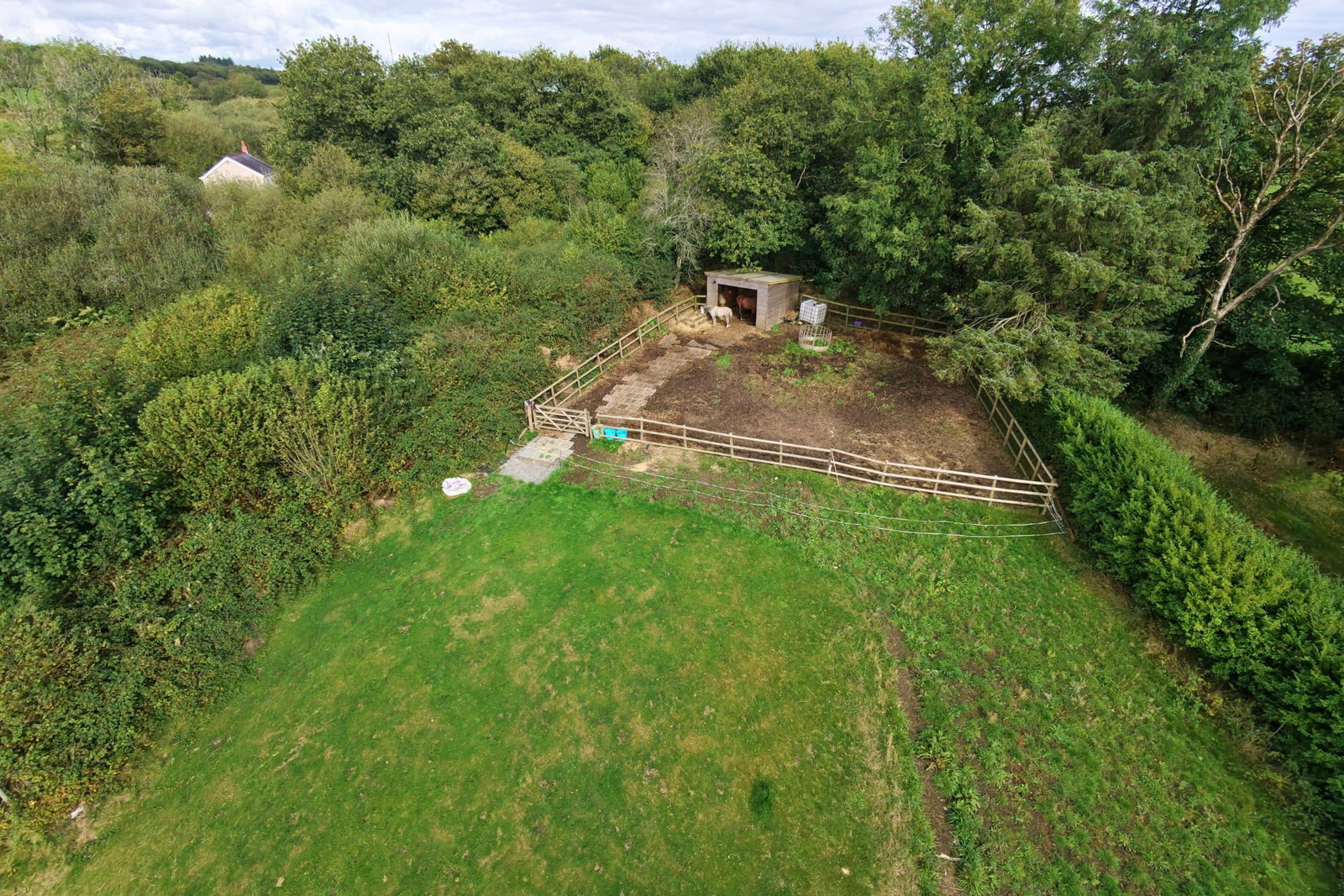 Semi Detached House for sale in Llanelli, 69 Heol yr Ysgol, Cefneithin, SA14, 829 m²