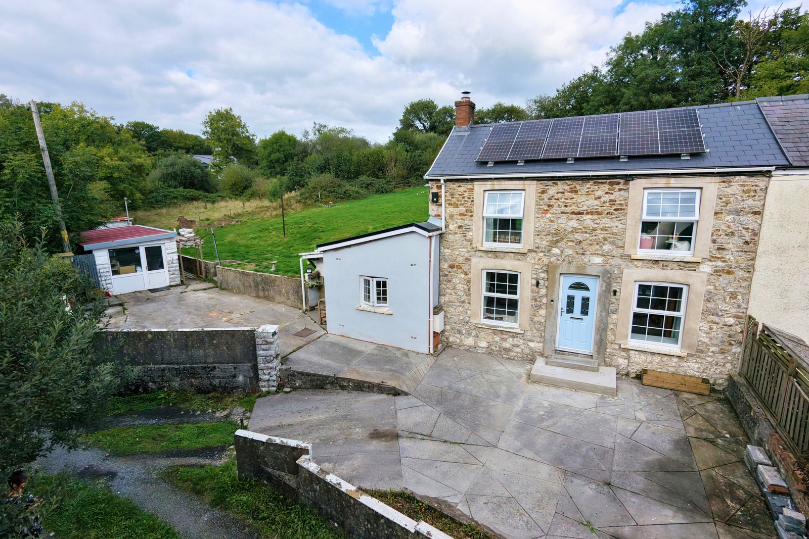 Semi Detached House for sale in Llanelli, 69 Heol yr Ysgol, Cefneithin, SA14, 829 m²