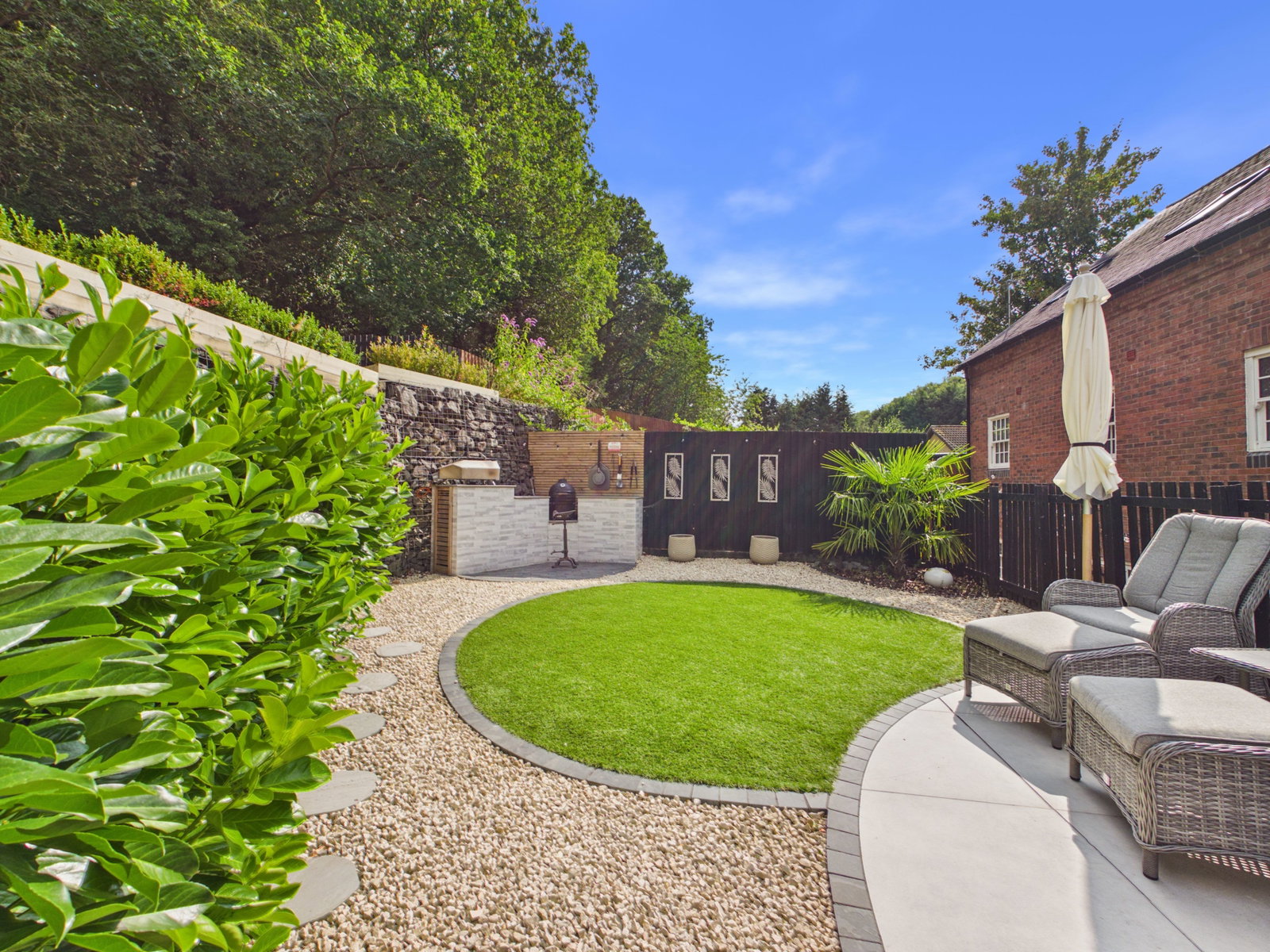 Semi Detached House in Telford